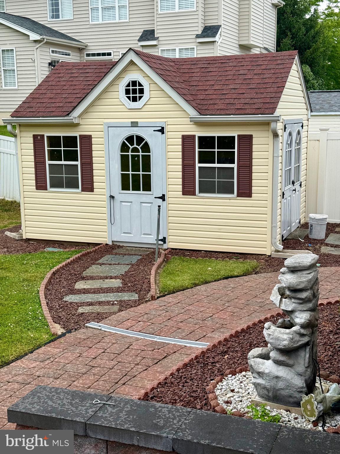 BELMONT RIDGE - Residential