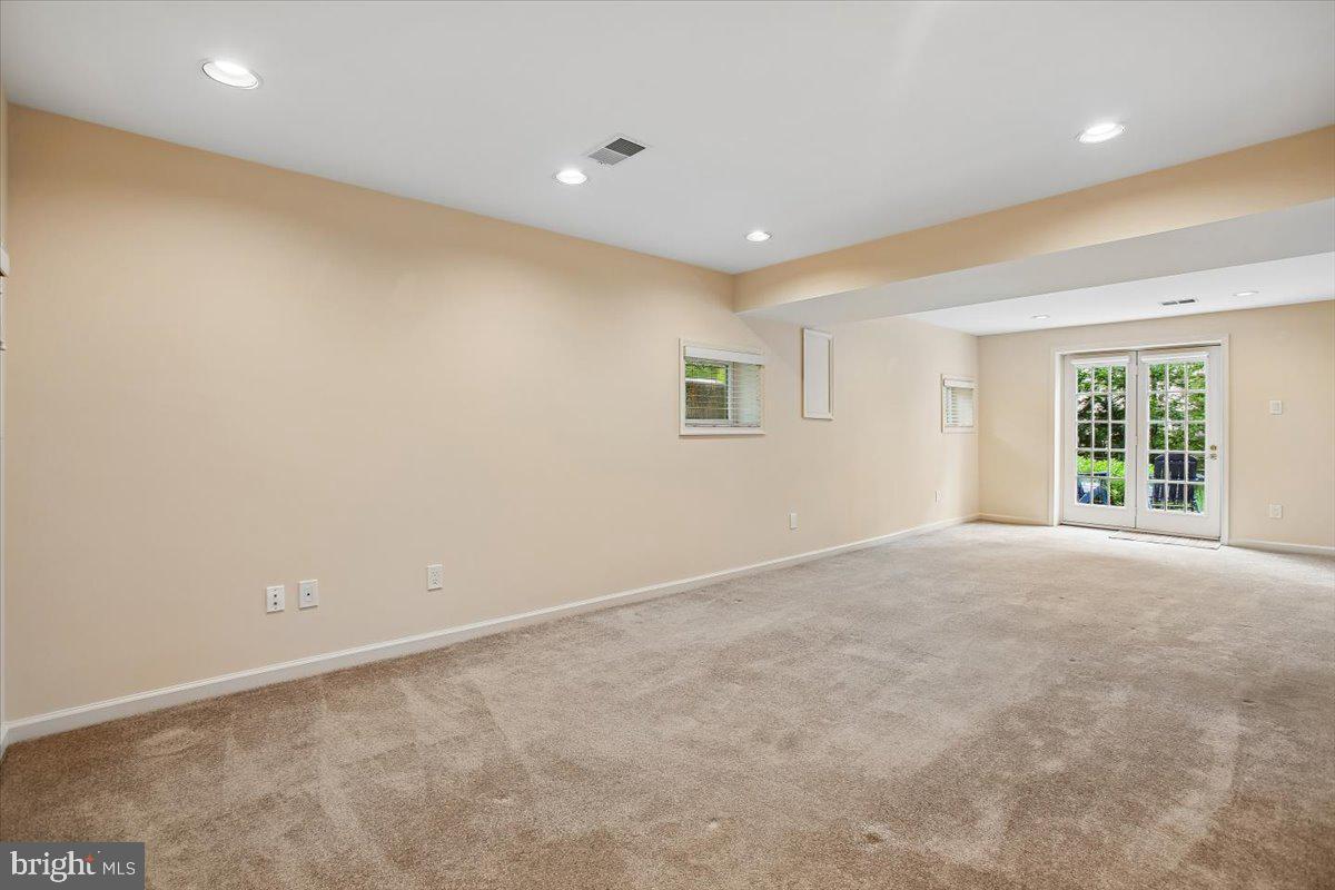 VIRGINIA RUN - Residential