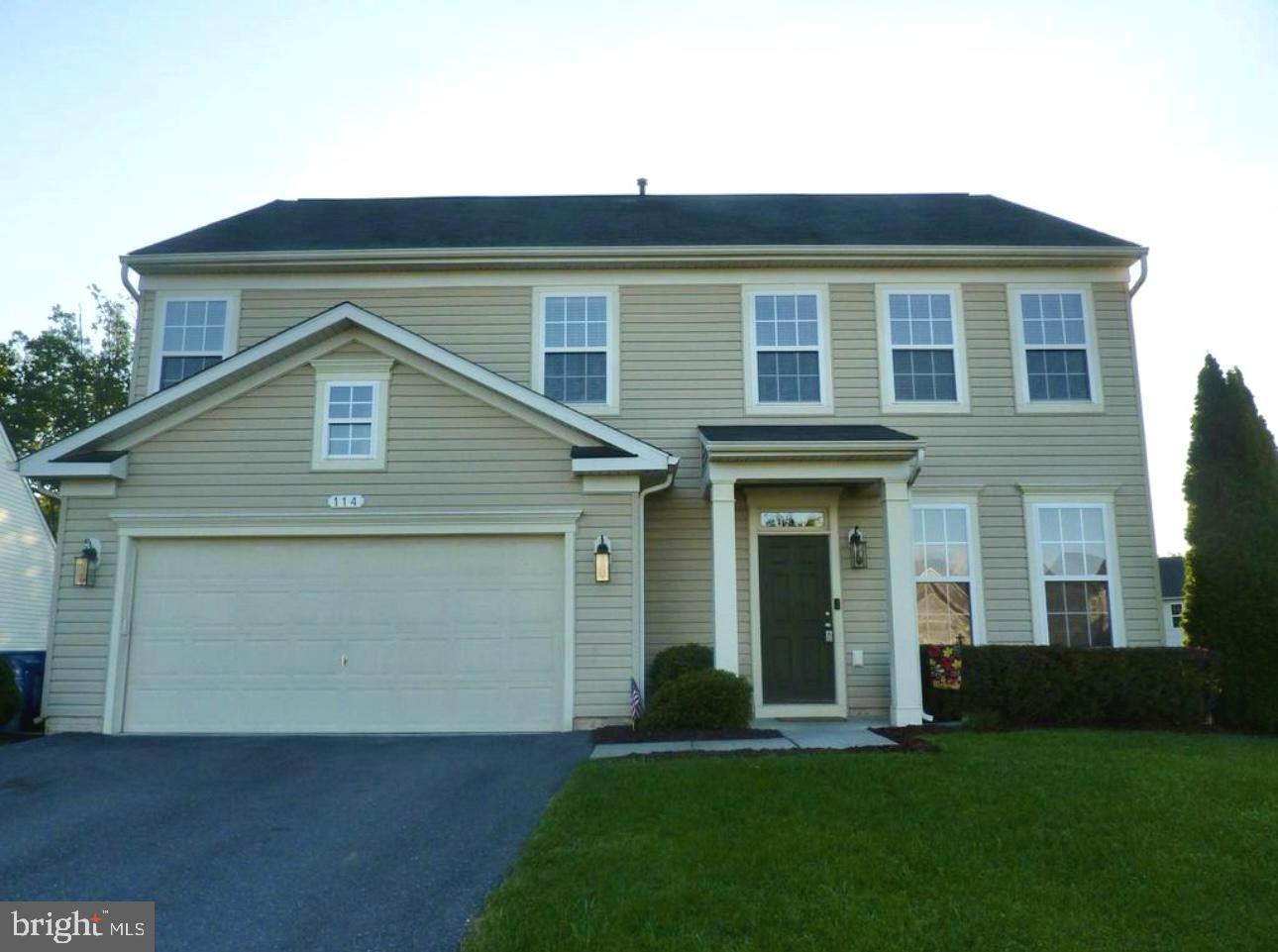 Coming Soon! Beautiful Colonial single family rental in sought-after Wakeland Manor!  Expected move in availability  for new tenants April 15th.  Boasts 4 spacious bedrooms, 2.5 baths, large yard and 2 car garage.    Community pool membership included! Recently updated washer/dryer, kitchen appliances (fridge/dishwasher) as well as a new roof within the last few years! Small dogs may be allowed on a case by case basis. This property is centrally located, just minutes from shopping and with easy access to I-81.
More photos available soon