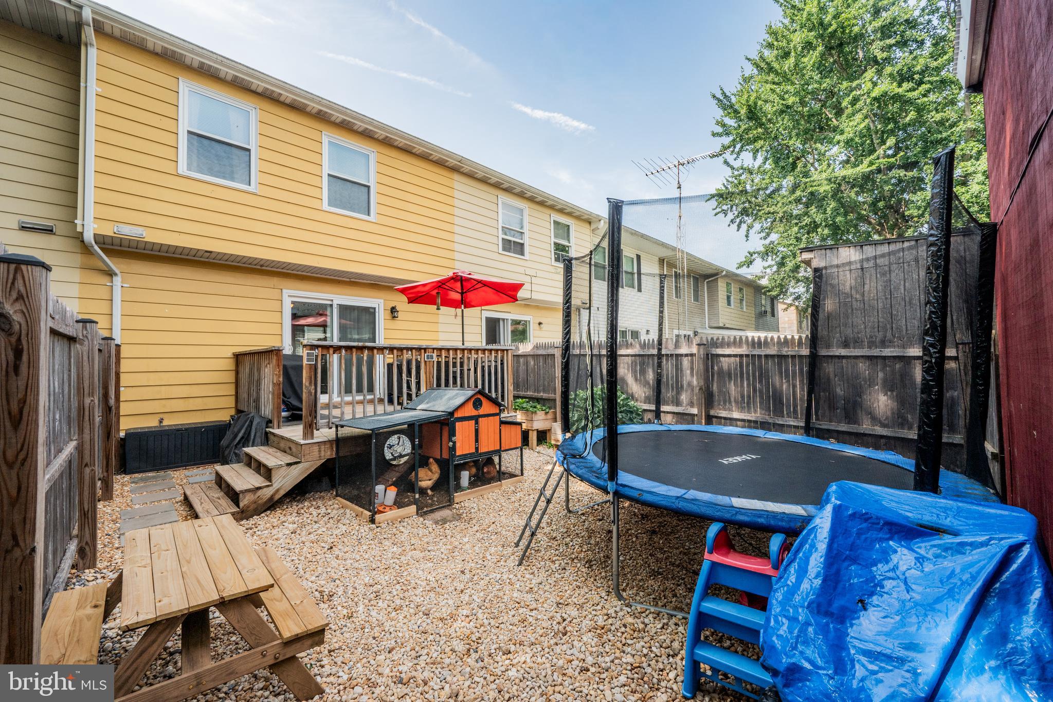 FAIRGROUND VILLAGE - Residential