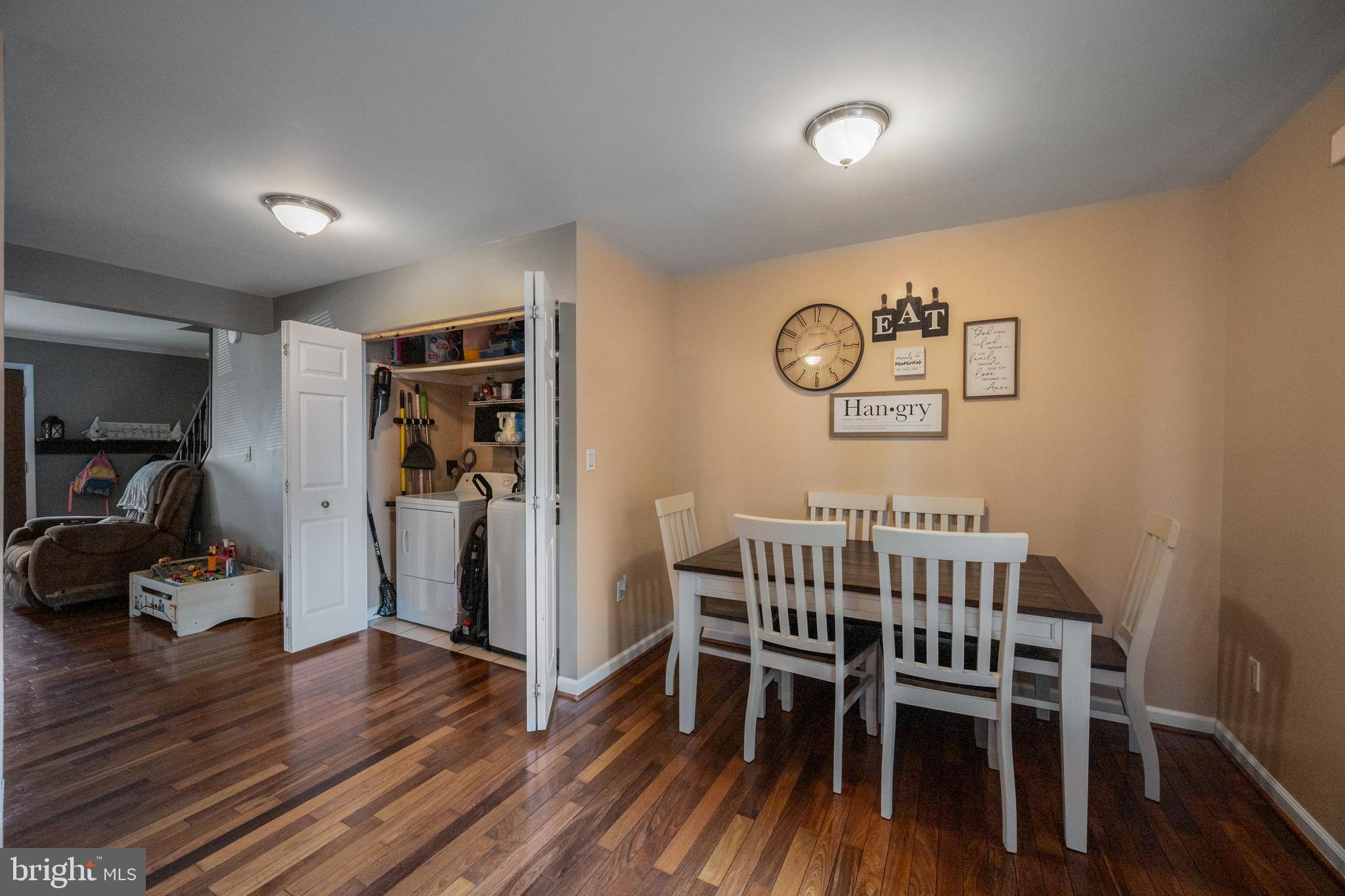 FAIRGROUND VILLAGE - Residential