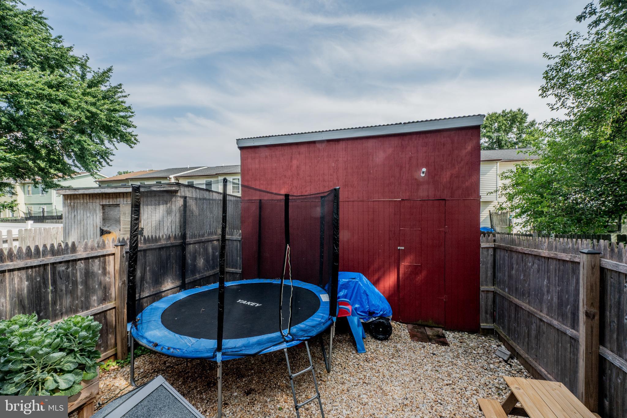 FAIRGROUND VILLAGE - Residential