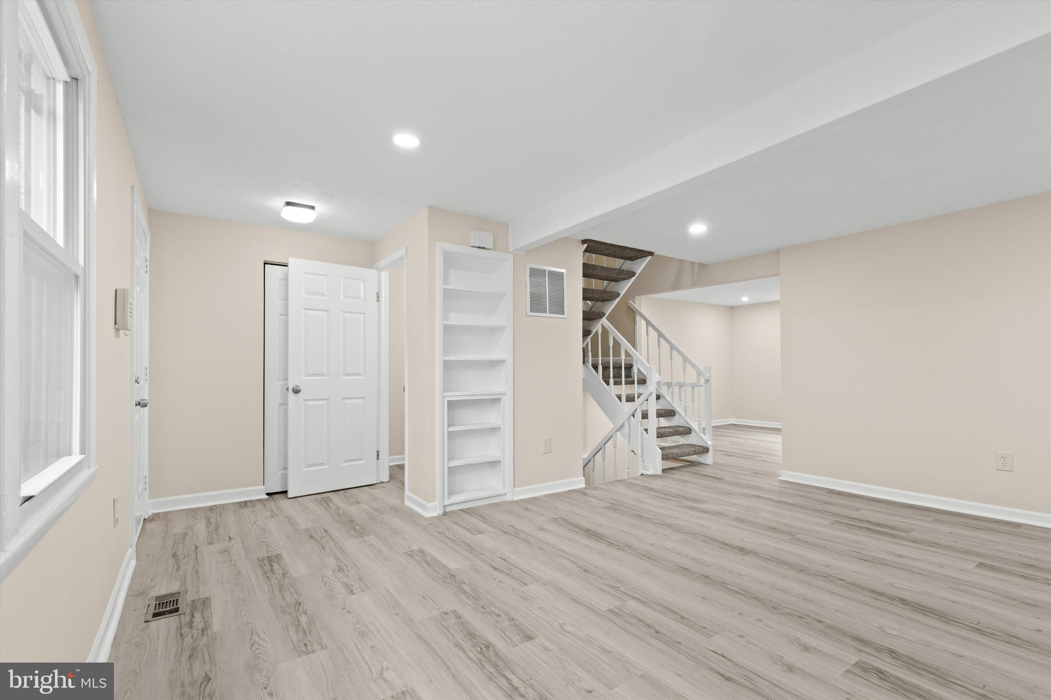 WESTHAMPTON TOWNHOUSES P - Residential