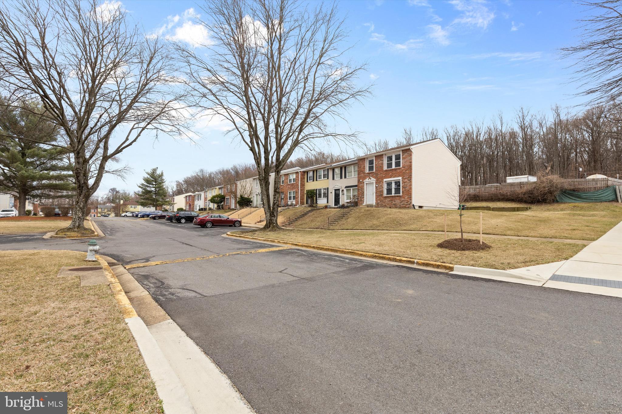 WESTHAMPTON TOWNHOUSES P - Residential