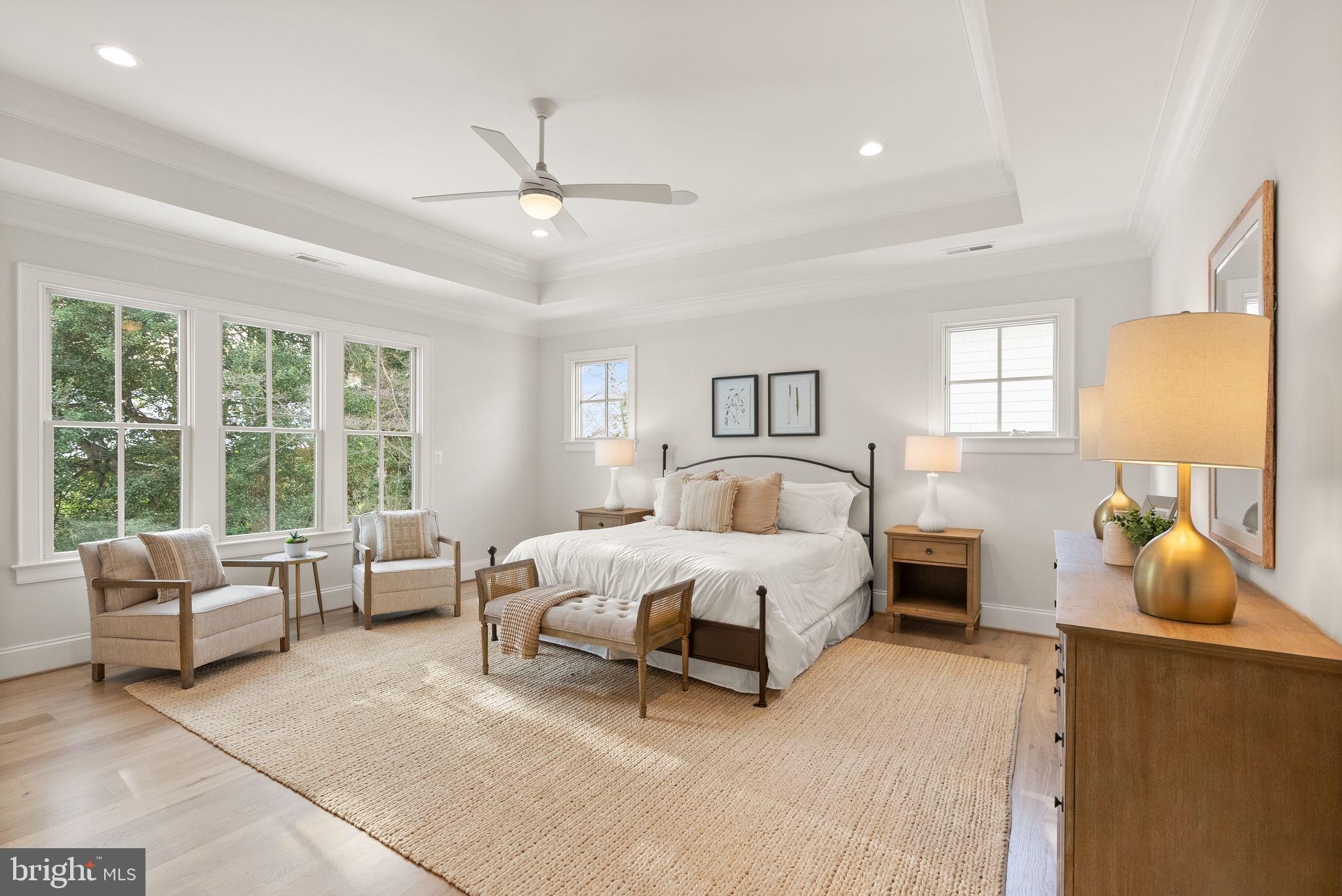 WILLIAMSBURG VILLAGE - Residential