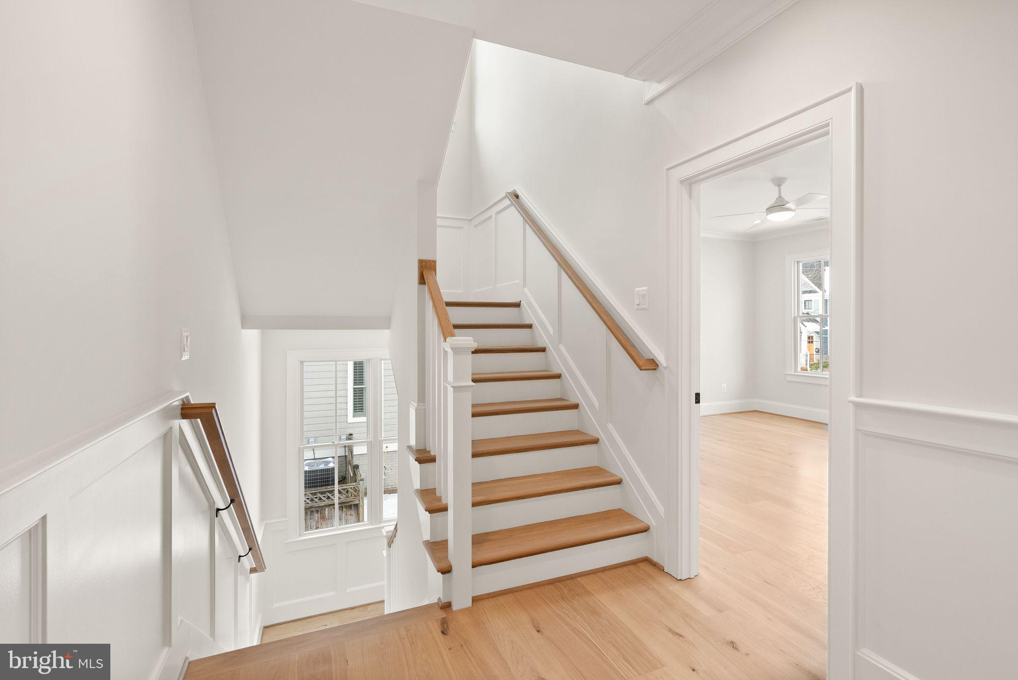 WILLIAMSBURG VILLAGE - Residential
