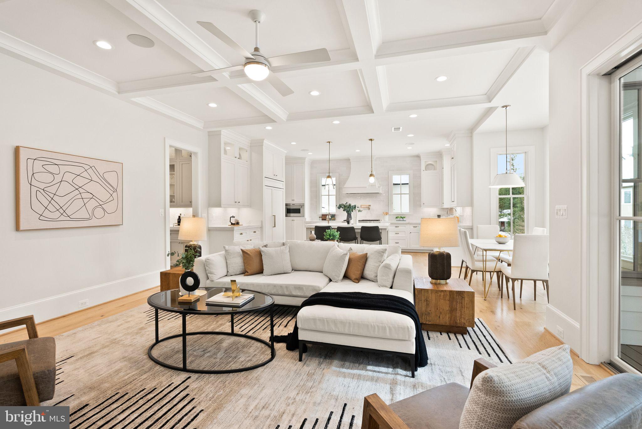 WILLIAMSBURG VILLAGE - Residential