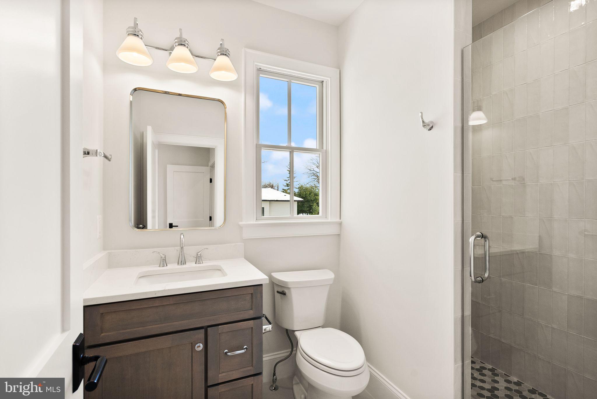 WILLIAMSBURG VILLAGE - Residential