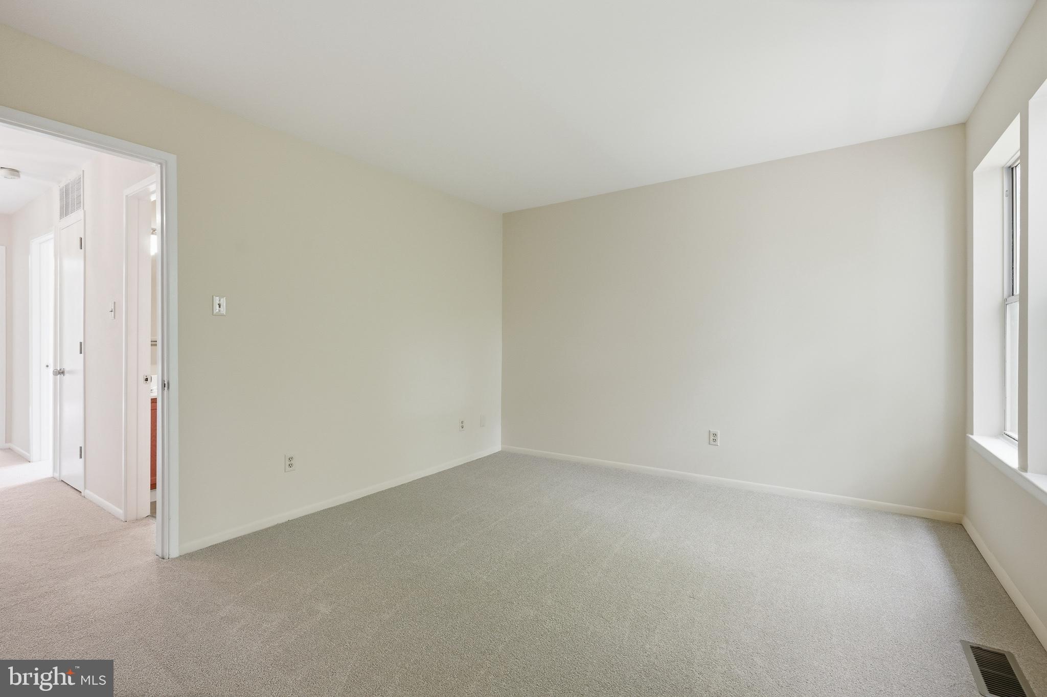 CEDAR POINTE - Residential