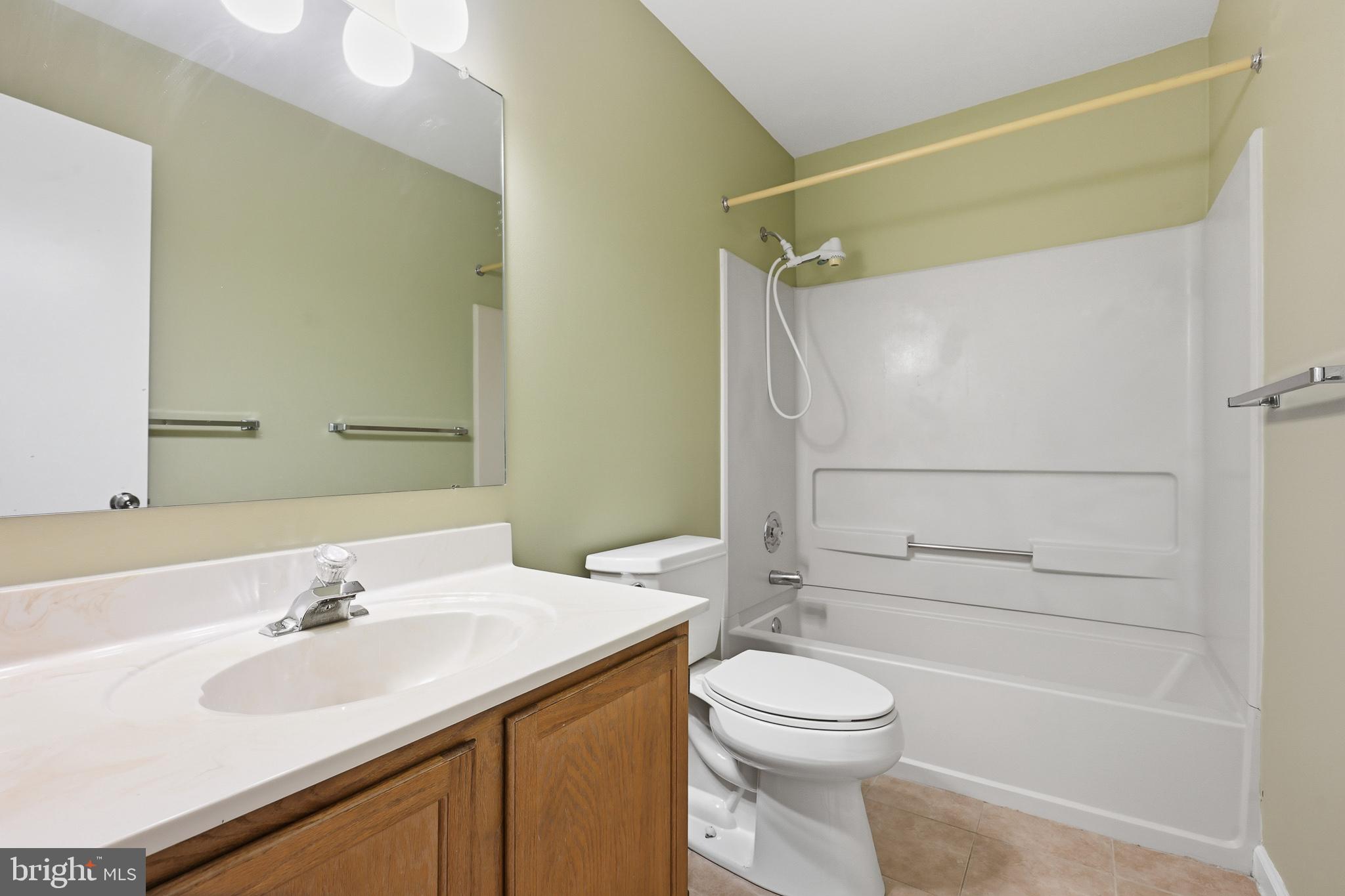 CEDAR POINTE - Residential