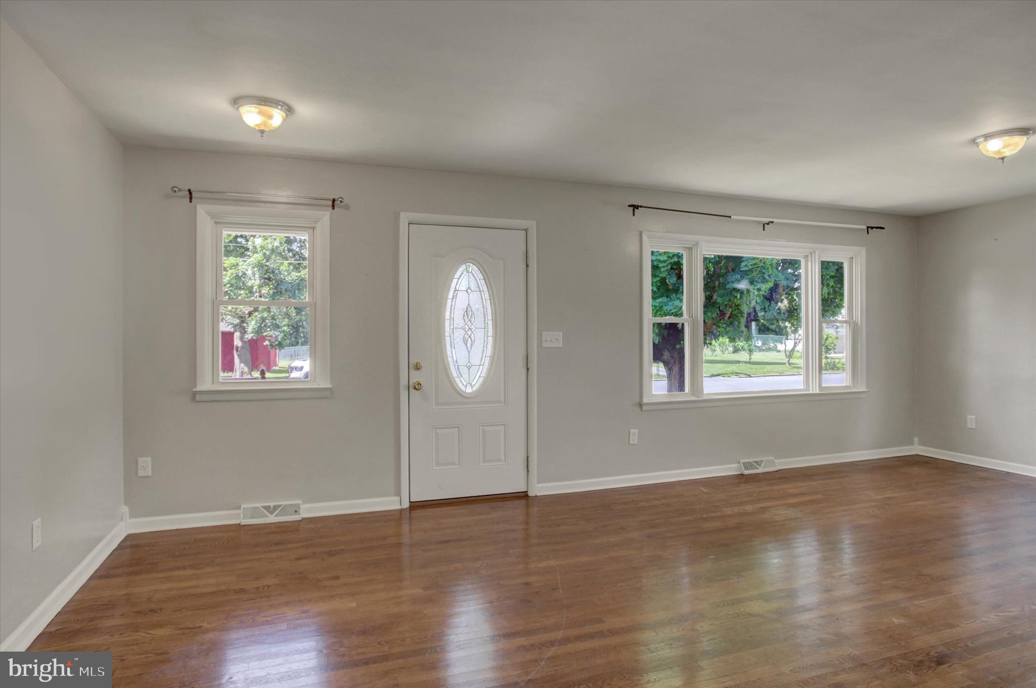 HERWIN VILLAGE - Residential