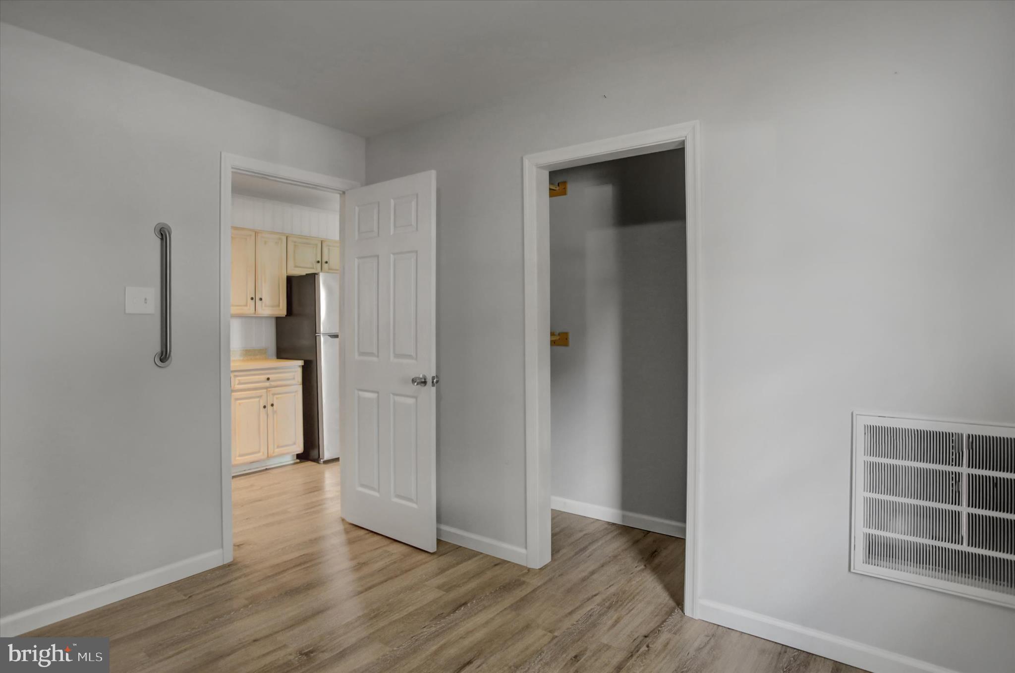 HERWIN VILLAGE - Residential