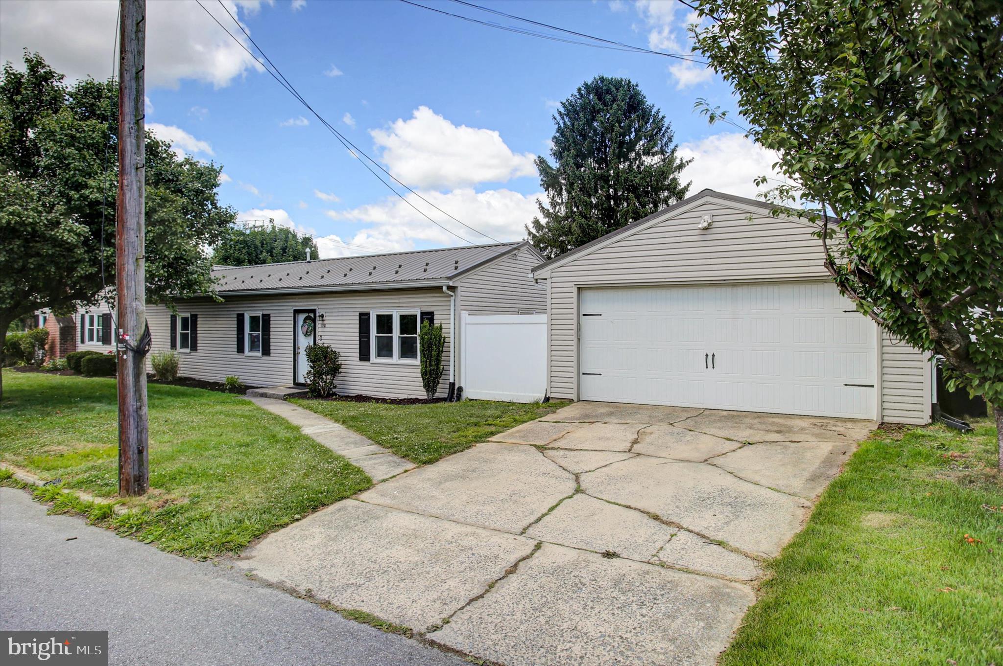 HERWIN VILLAGE - Residential