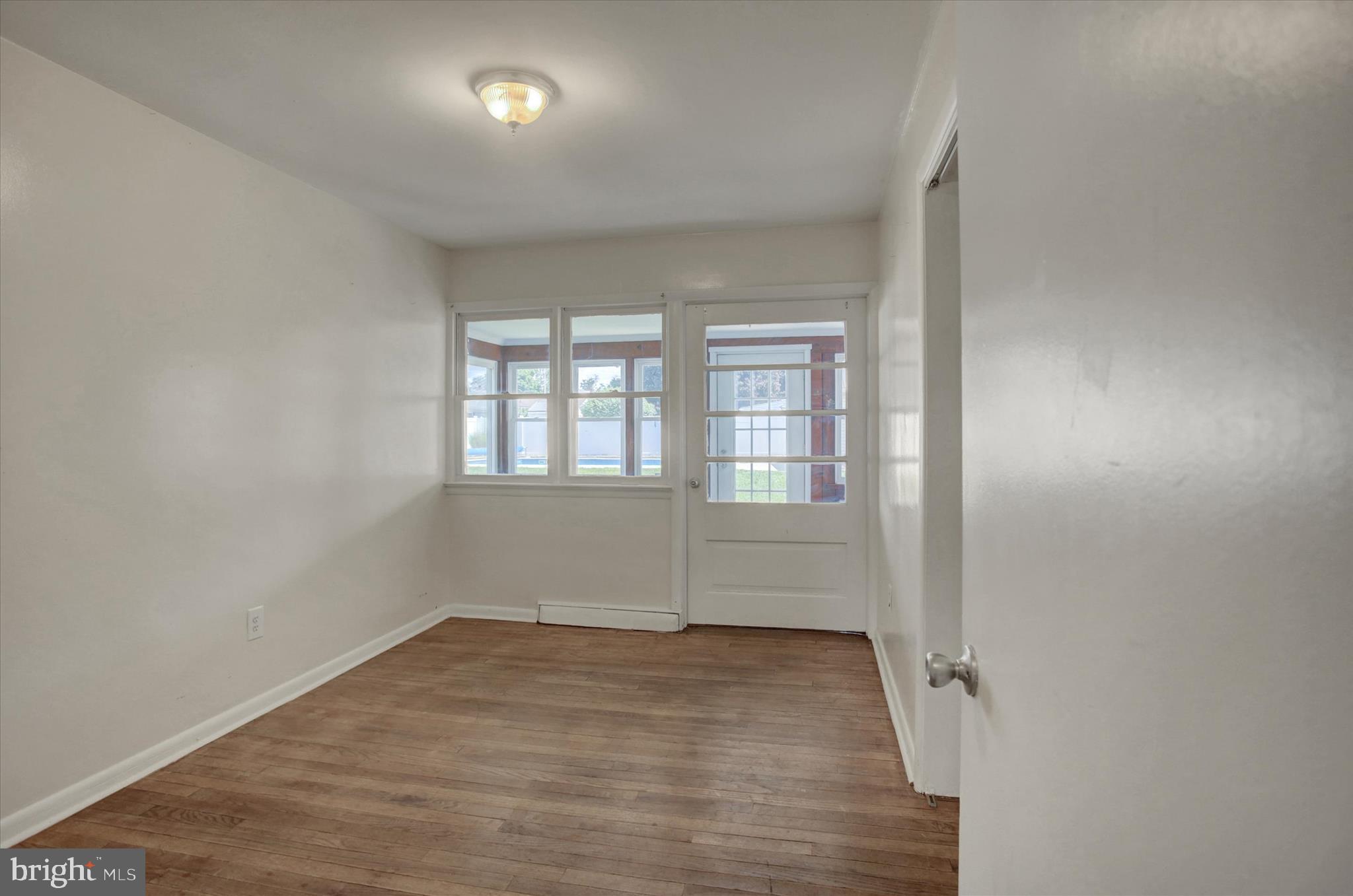 HERWIN VILLAGE - Residential