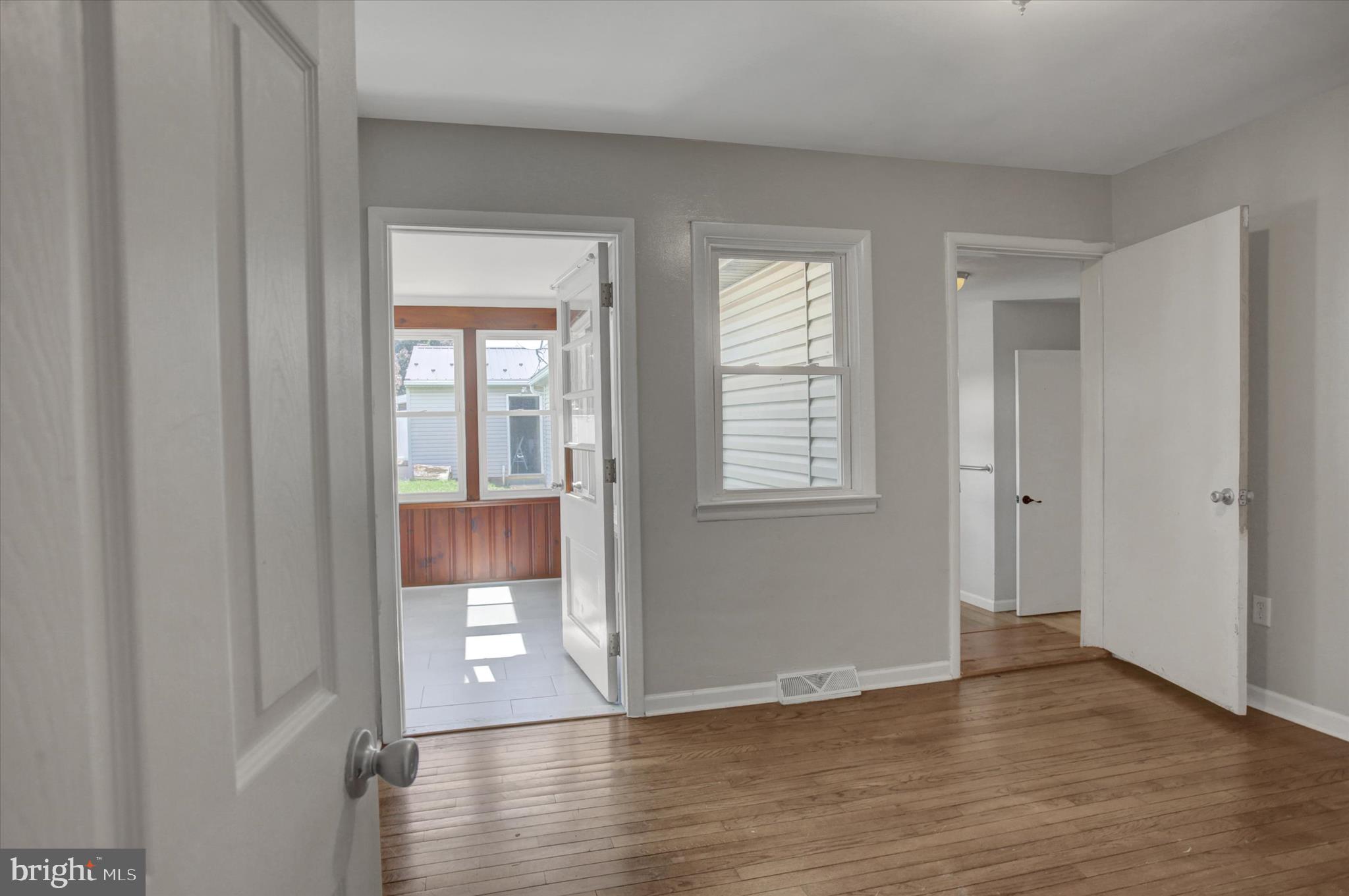 HERWIN VILLAGE - Residential