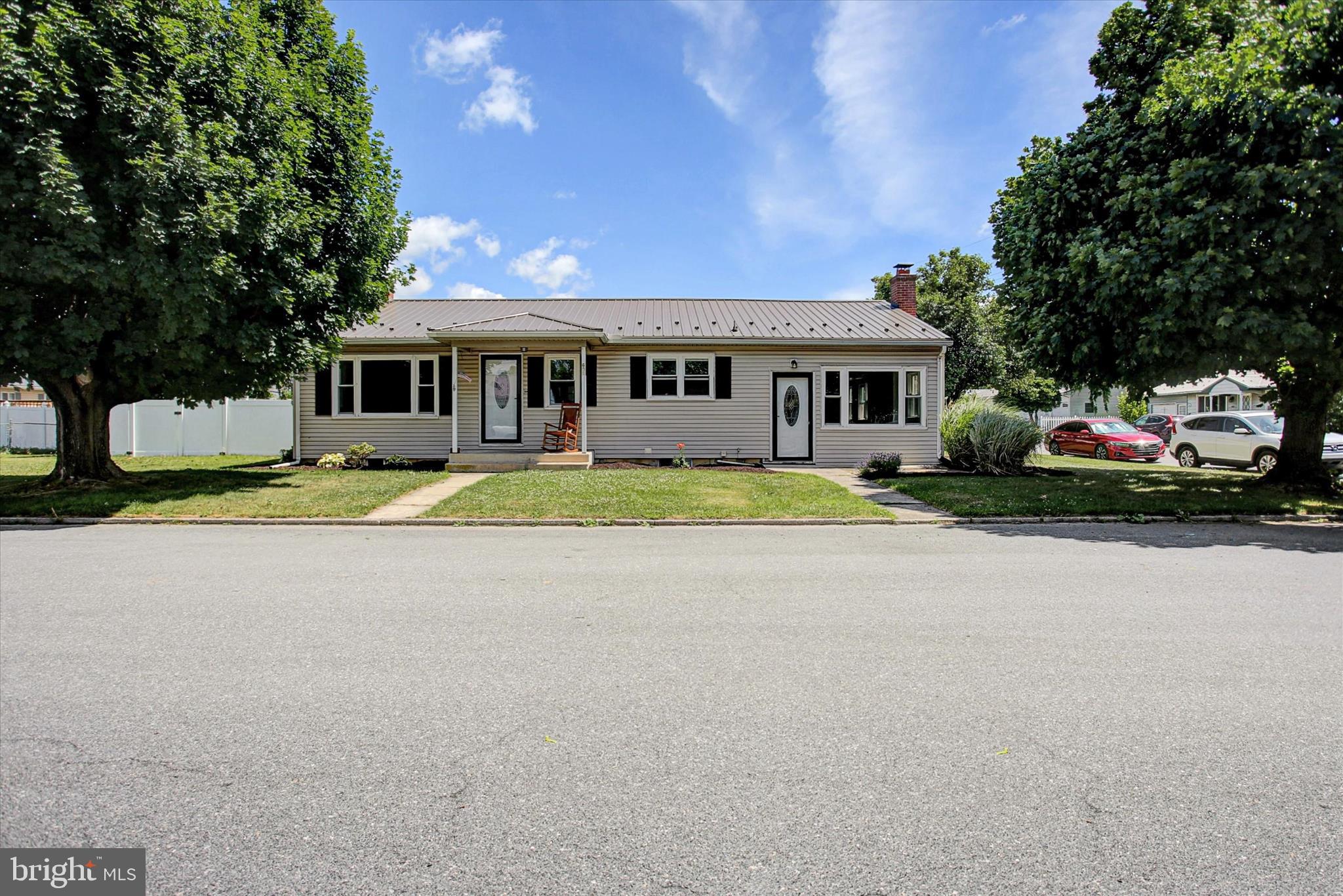 HERWIN VILLAGE - Residential