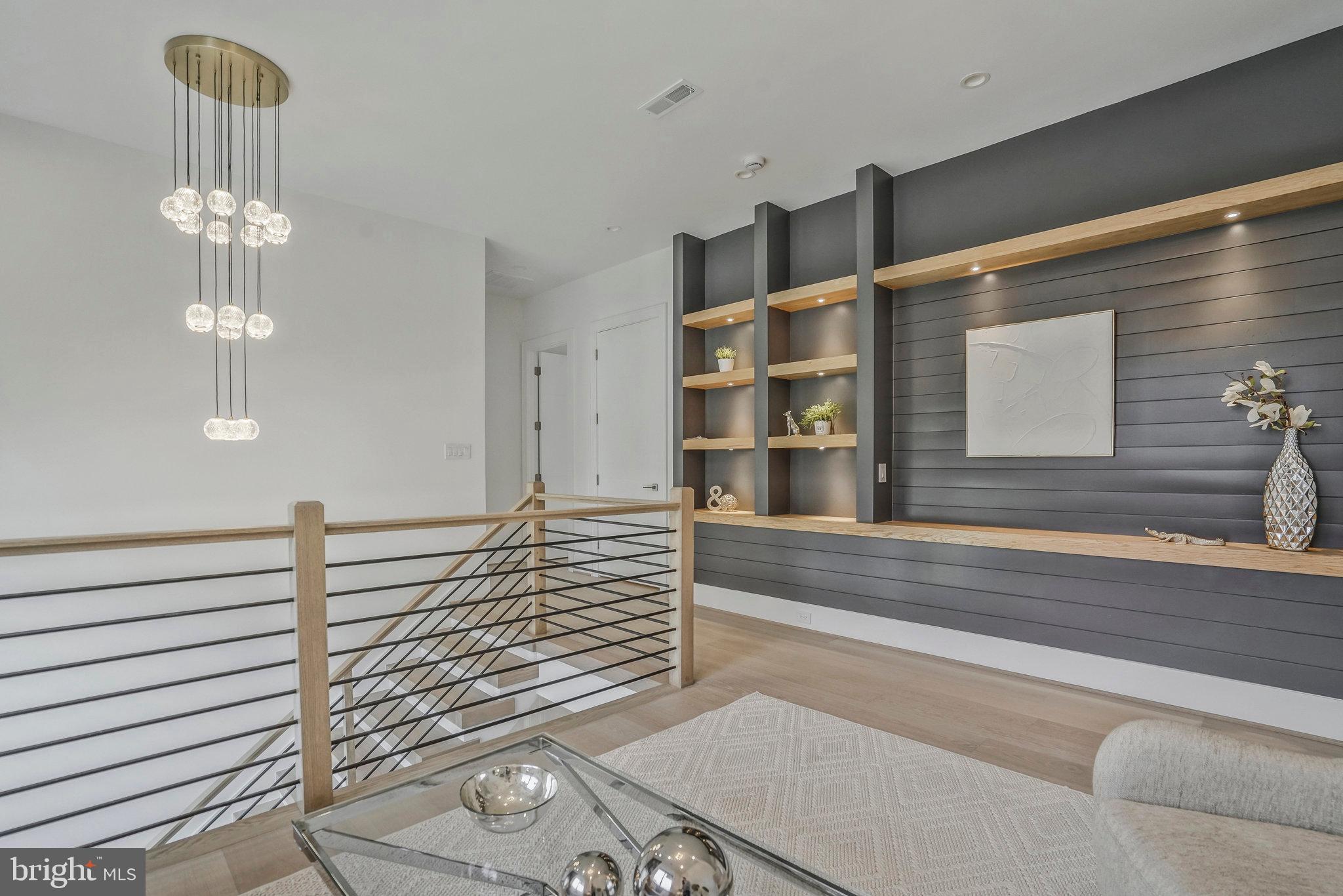 POTOMAC HILLS - Residential