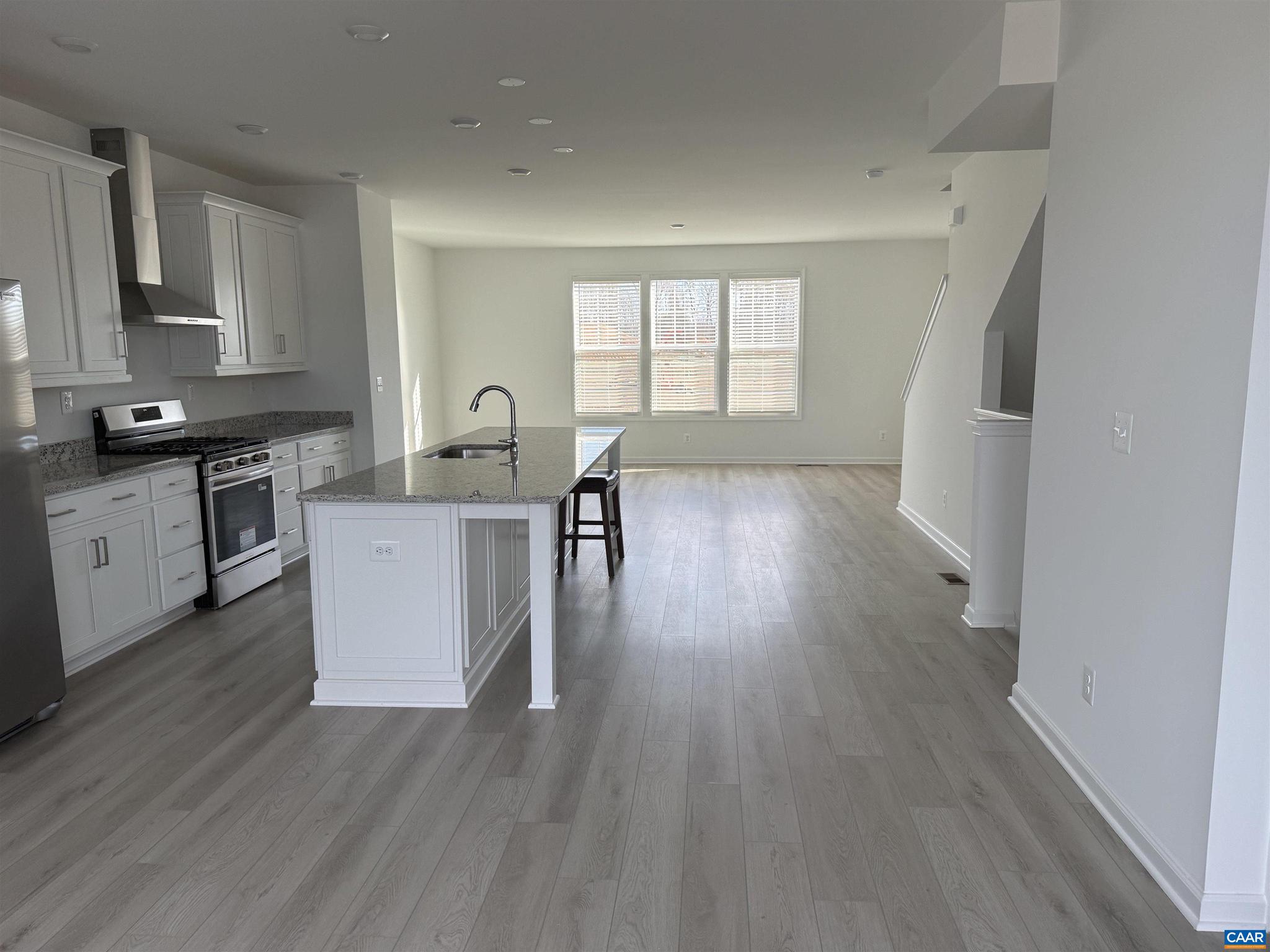UNKNOWN - Residential Lease