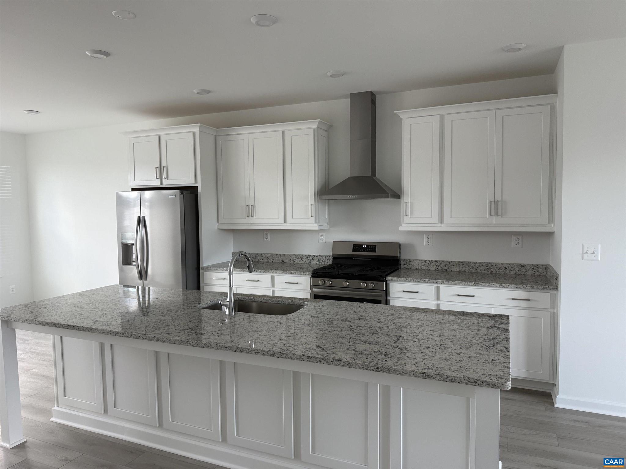 UNKNOWN - Residential Lease