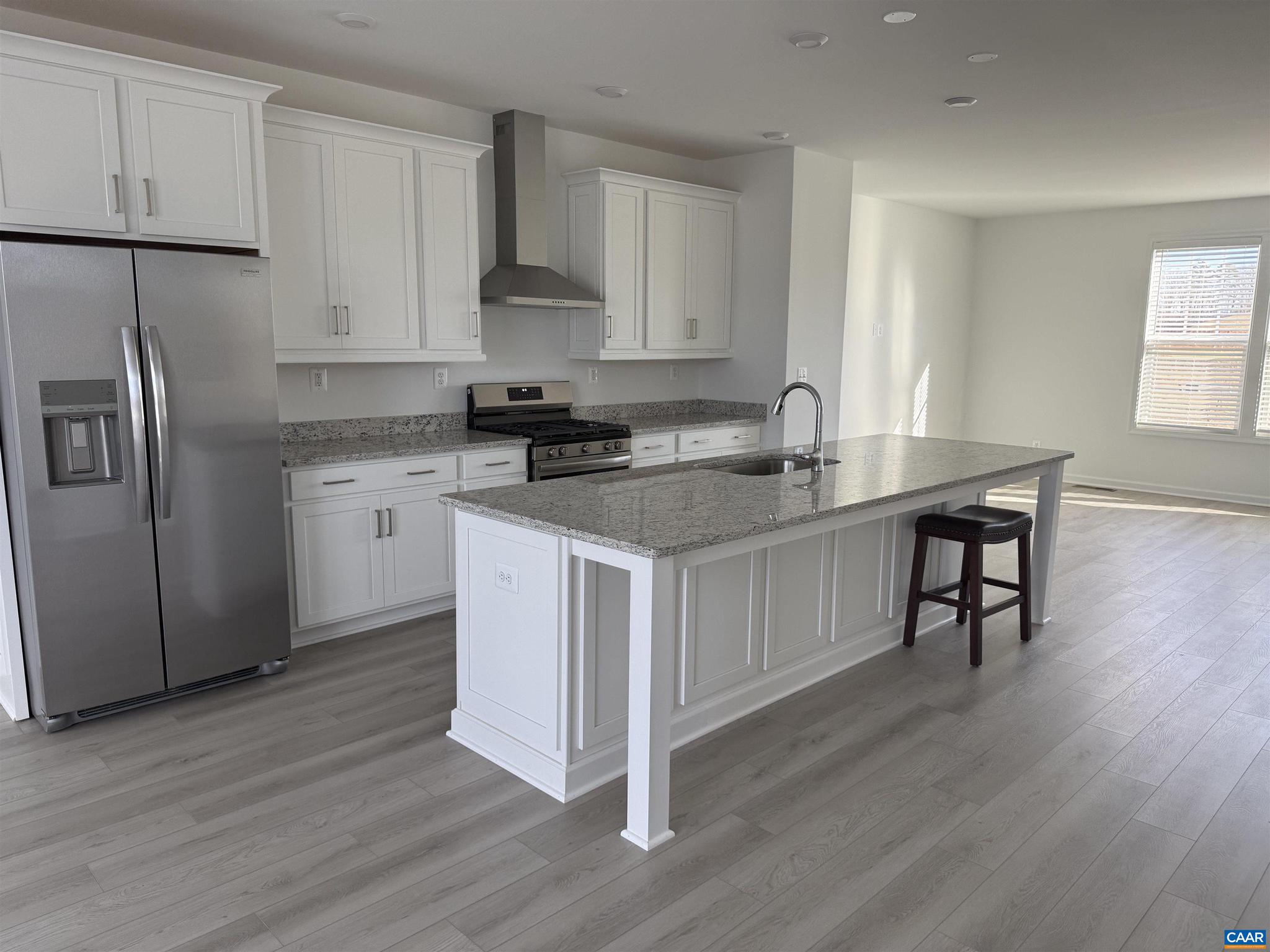 UNKNOWN - Residential Lease