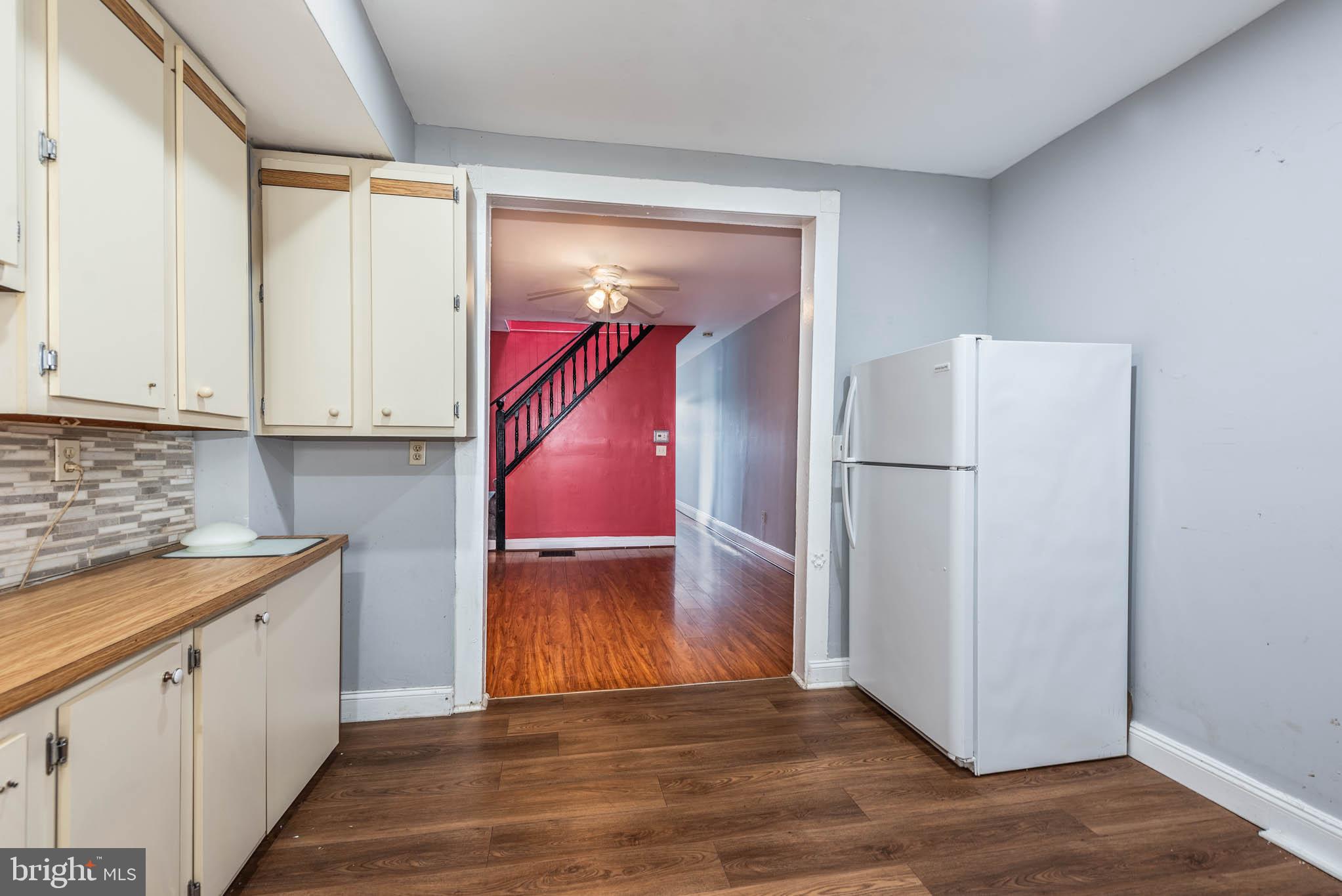BROADWAY EAST - Residential