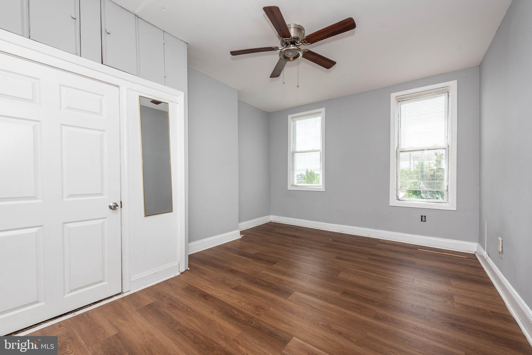 BROADWAY EAST - Residential