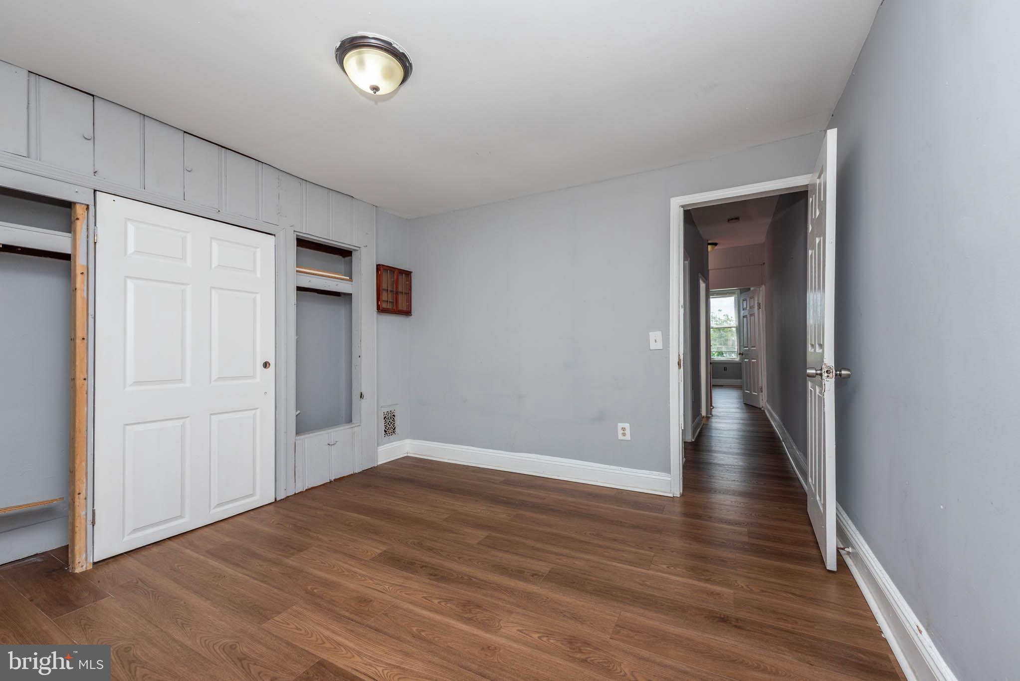 BROADWAY EAST - Residential