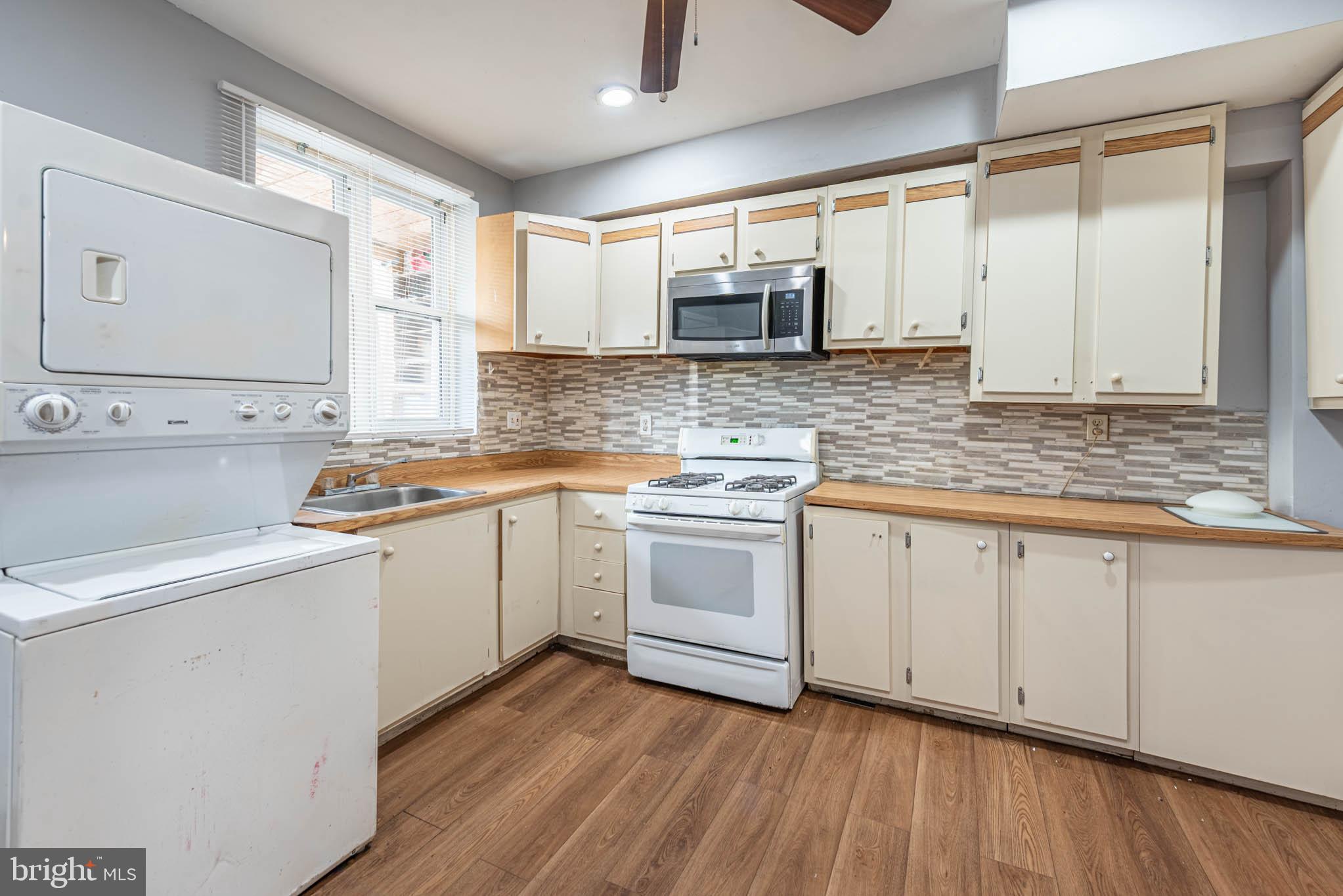 BROADWAY EAST - Residential