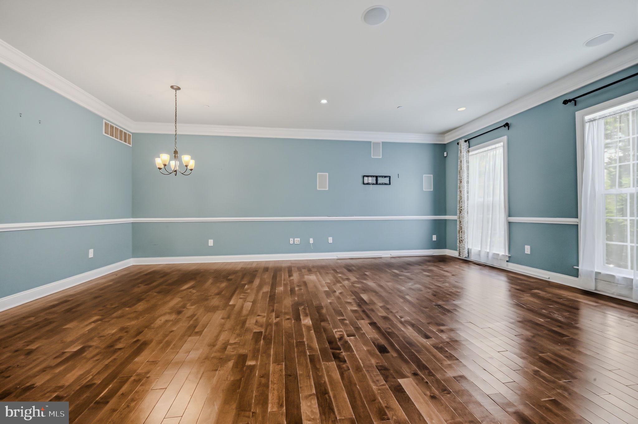 RAVENSCLIFF - Residential