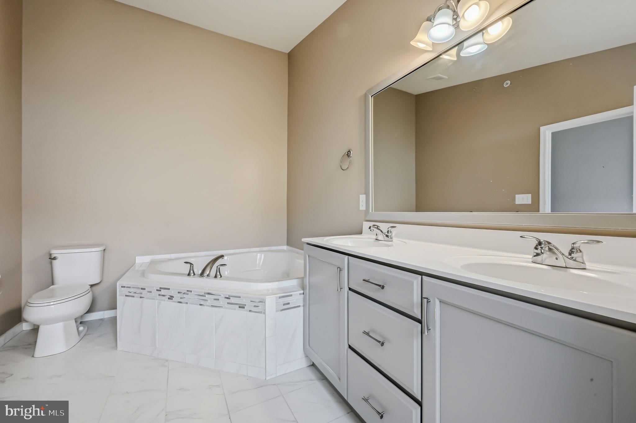 RAVENSCLIFF - Residential