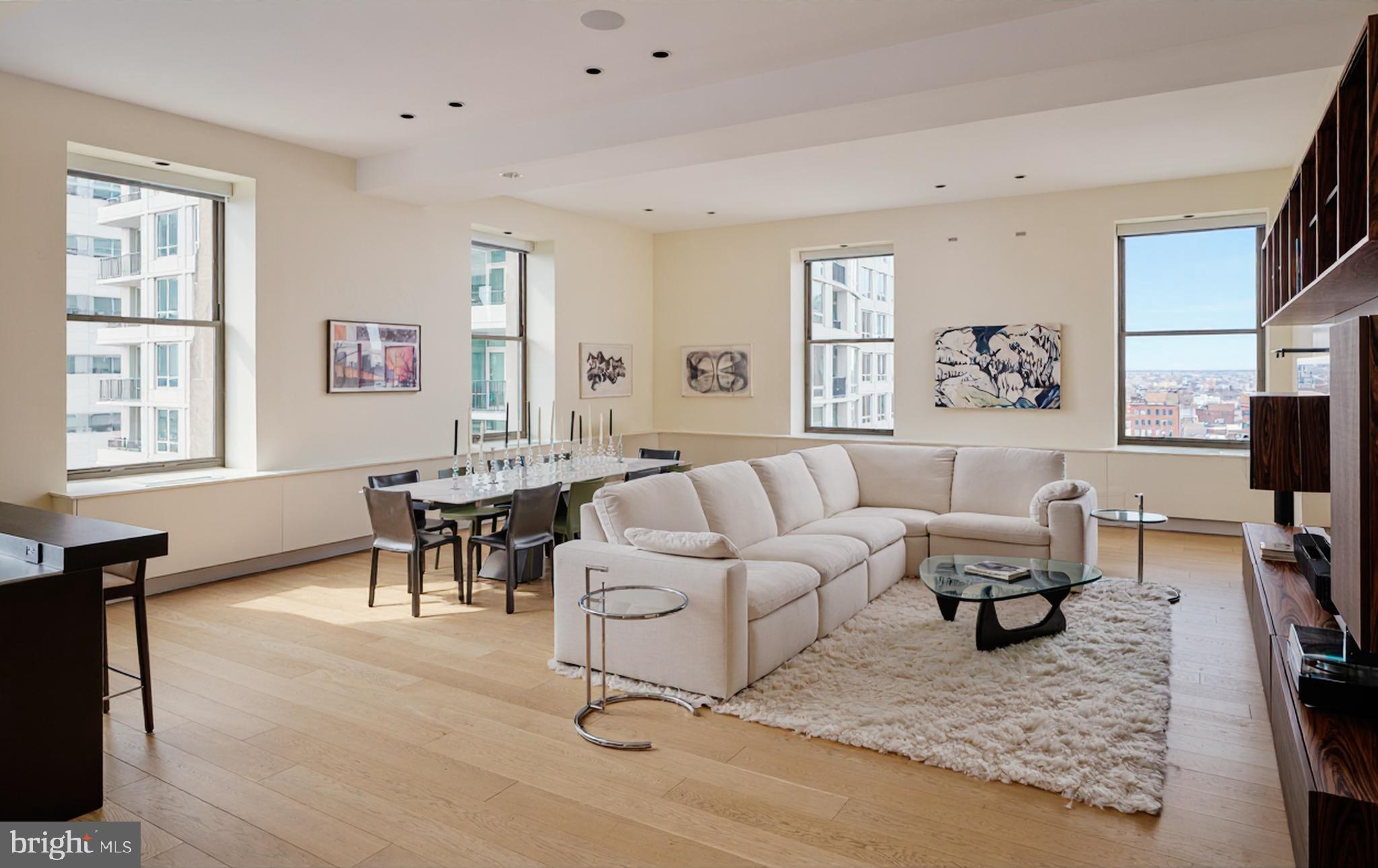 WASHINGTON SQ - Residential