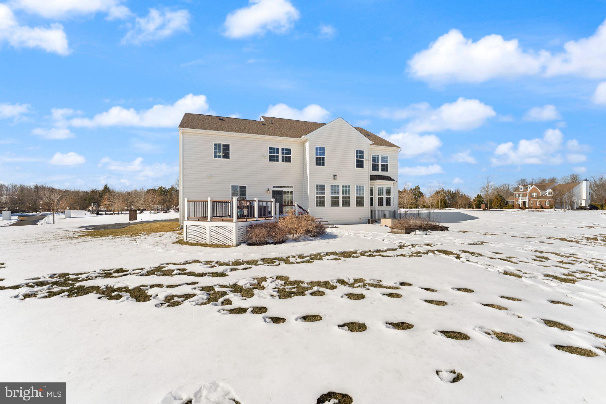 CREIGHTON FARMS - Residential