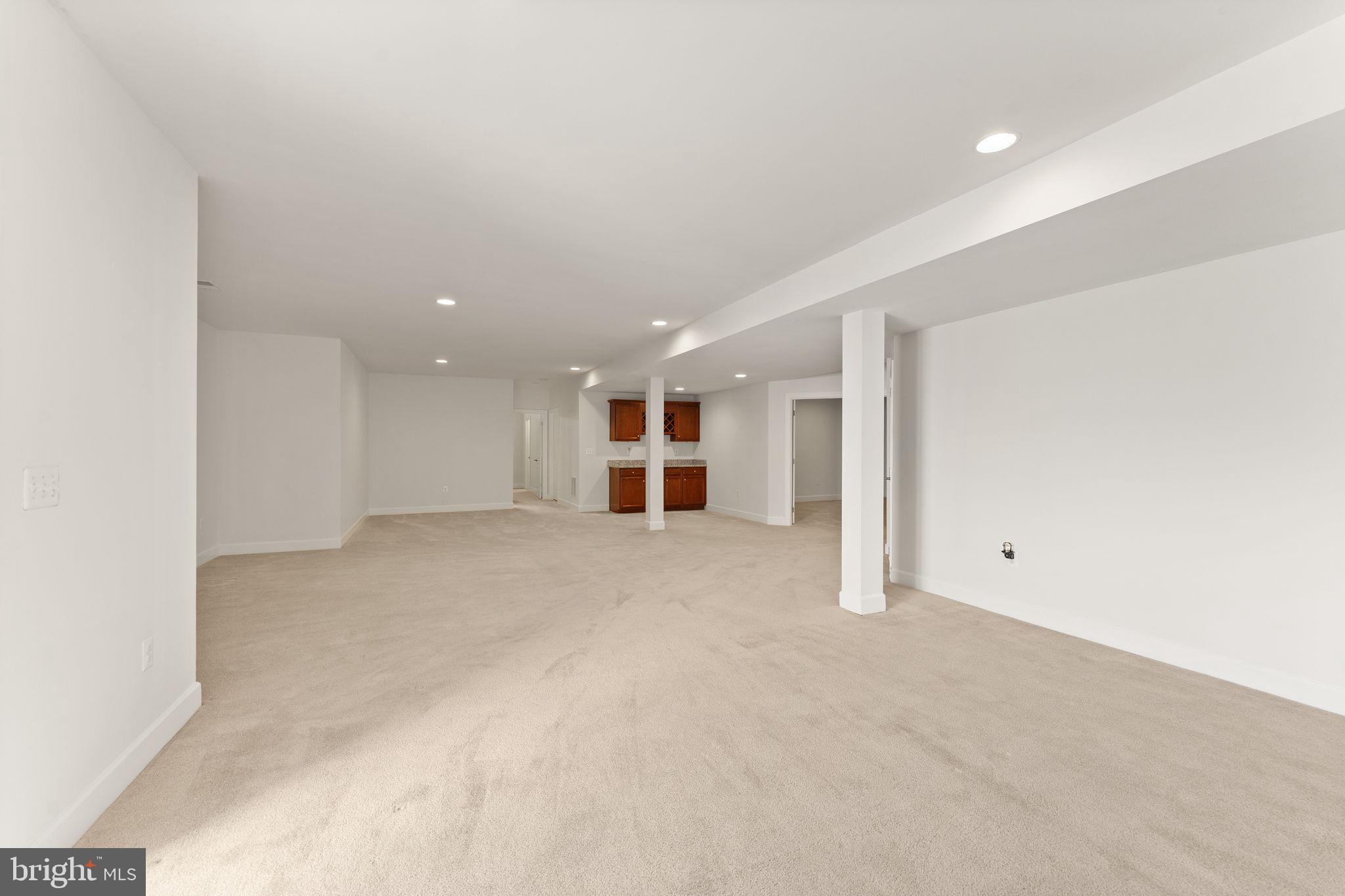 CREIGHTON FARMS - Residential