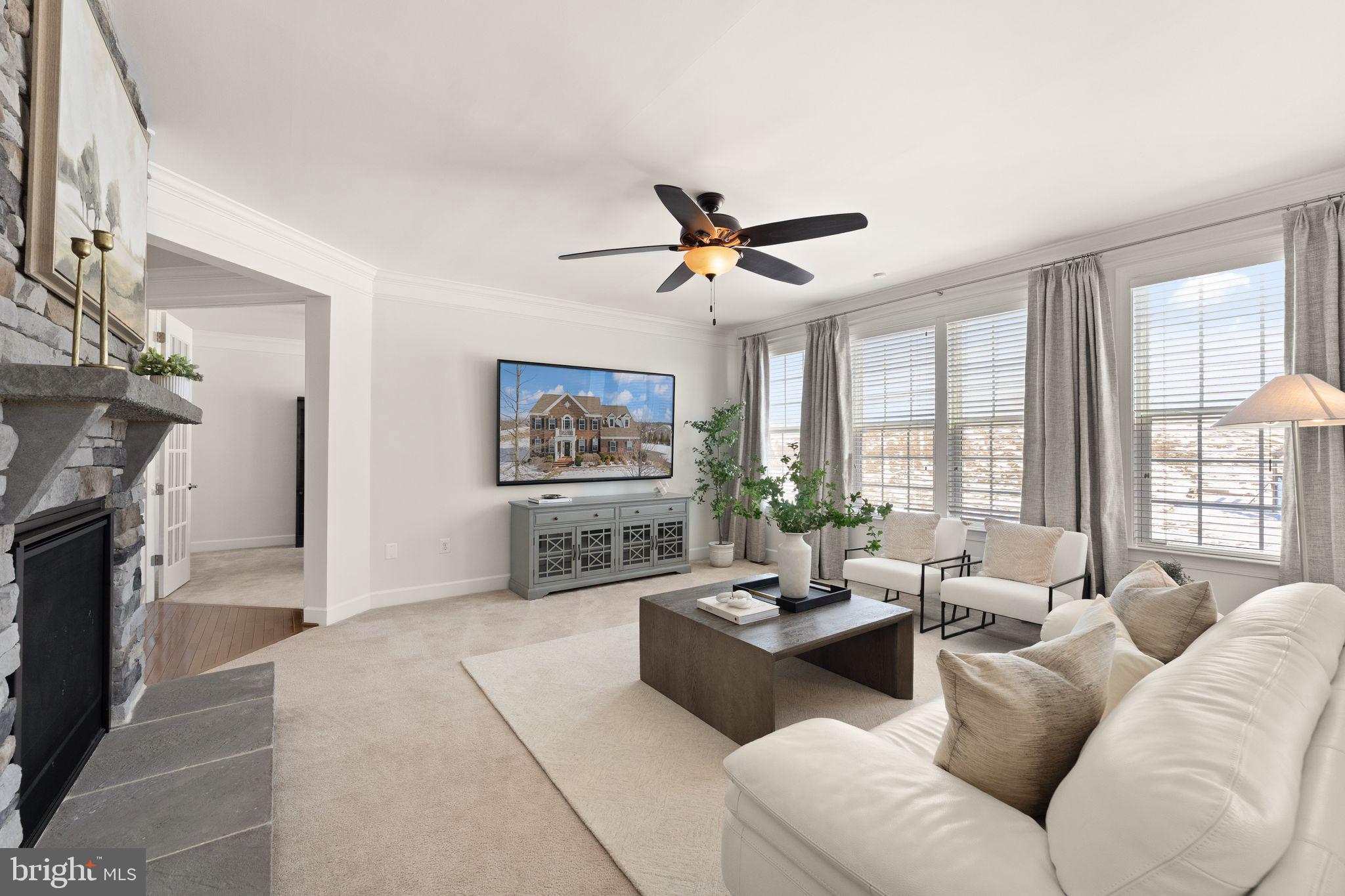 CREIGHTON FARMS - Residential