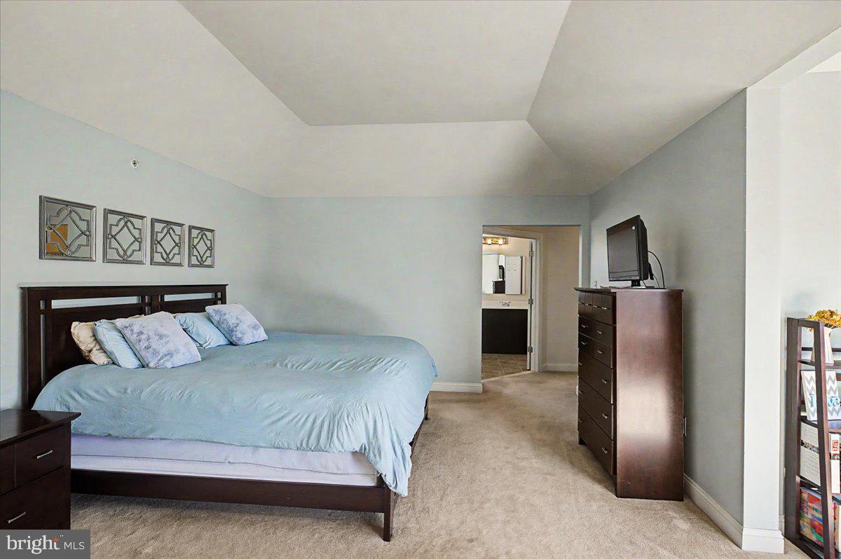 RIDINGS OF WARWICK - Residential