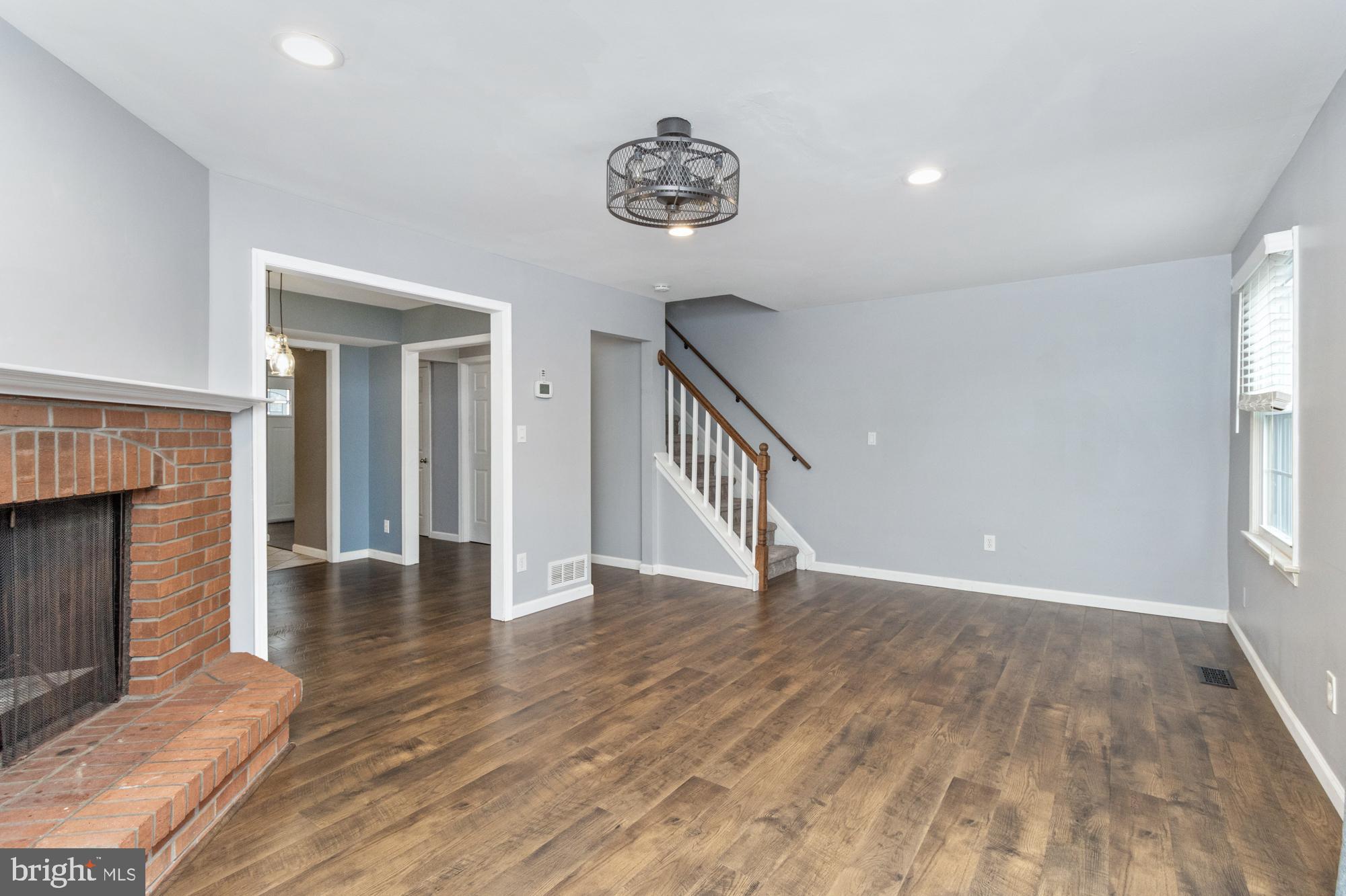 HARLAN SQUARE CONDOMINIUMS - Residential Lease