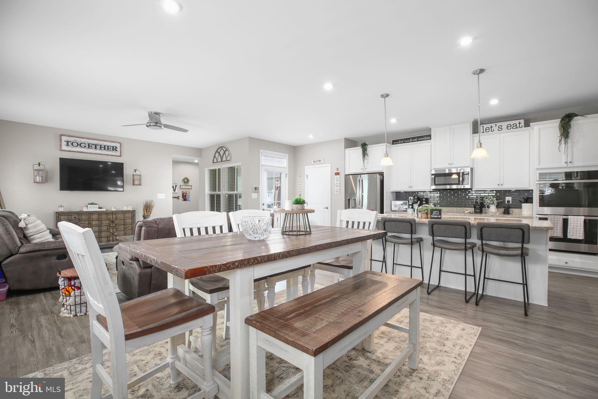 THE VILLAGE AT COURTHOUSE COMMONS - Residential