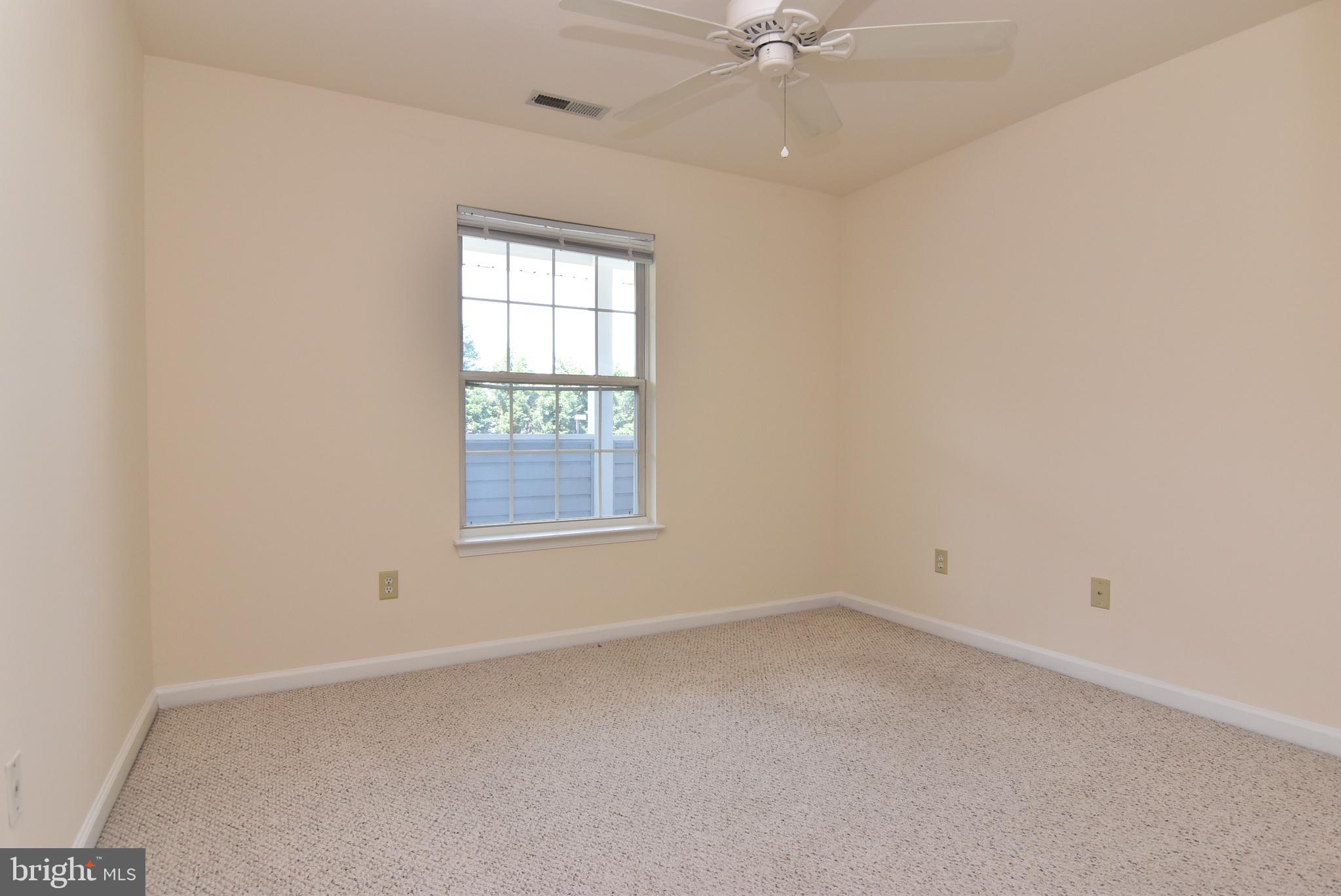 SANIBEL VILLAGE - Residential