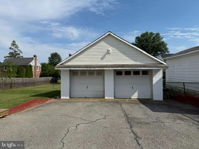 ROSEMONT - Residential Income