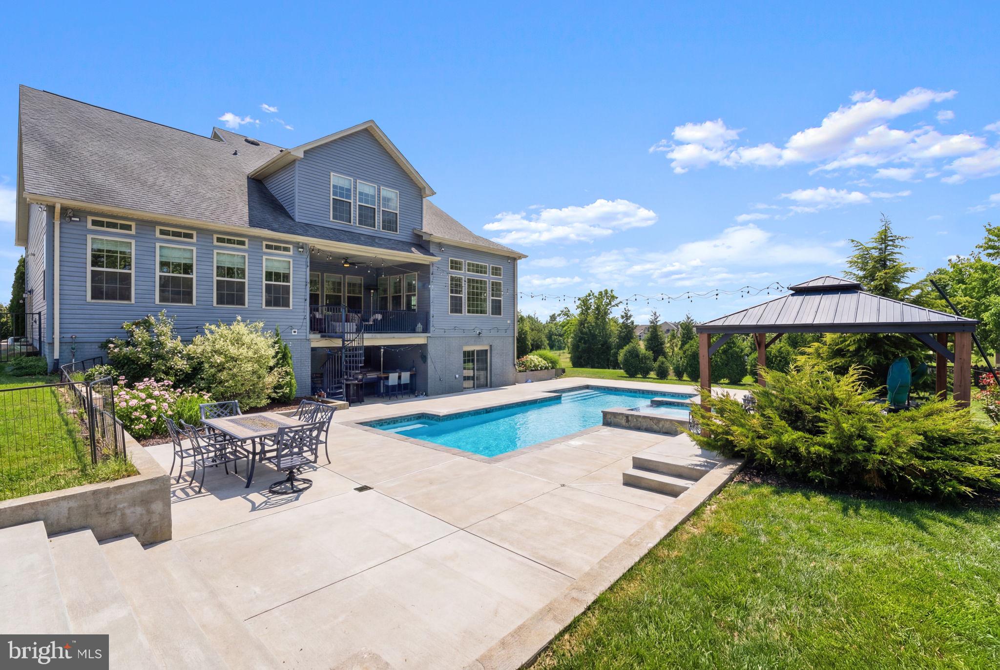 ESTATES AT ROCKY PEN - Residential