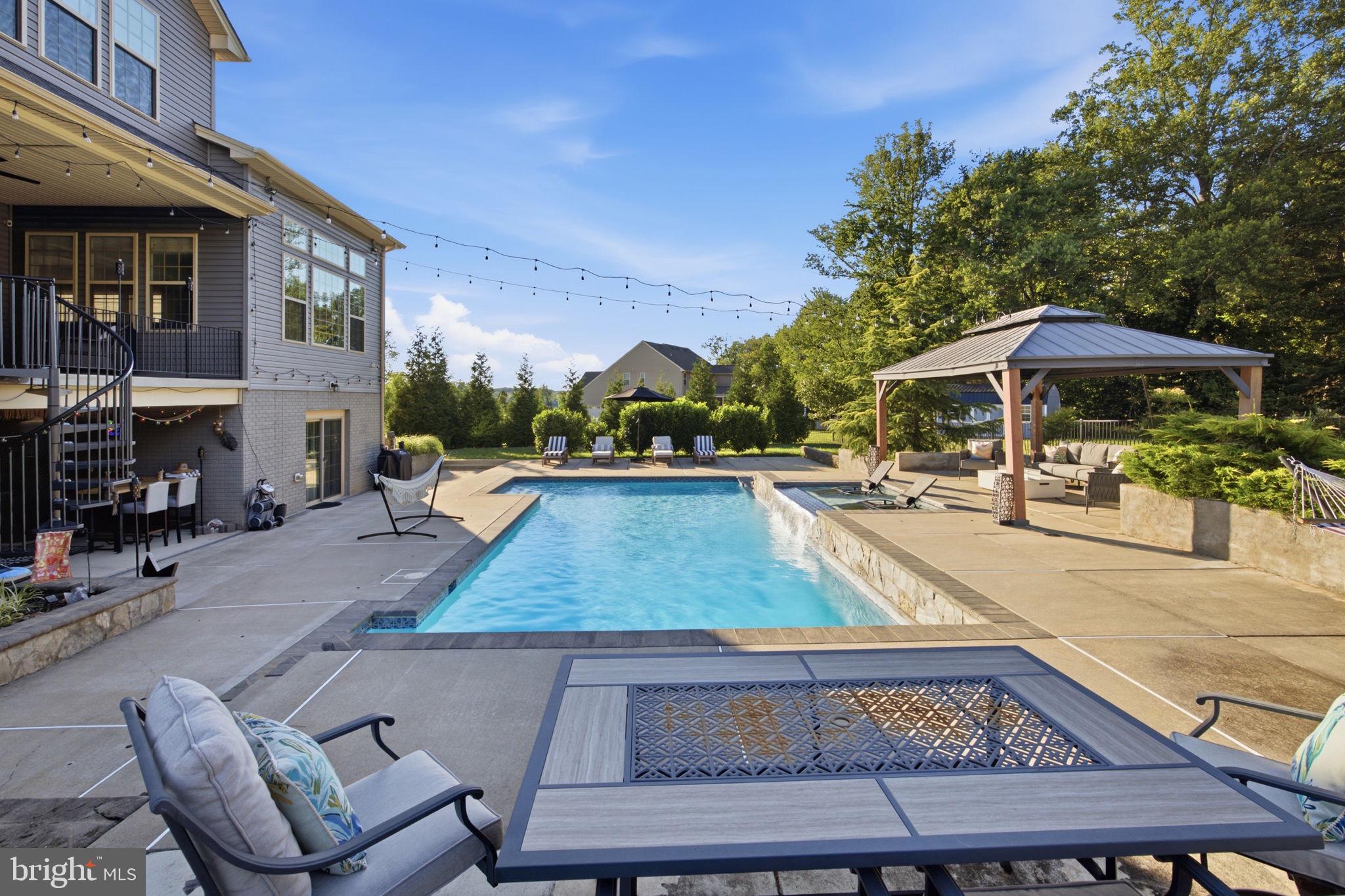 ESTATES AT ROCKY PEN - Residential