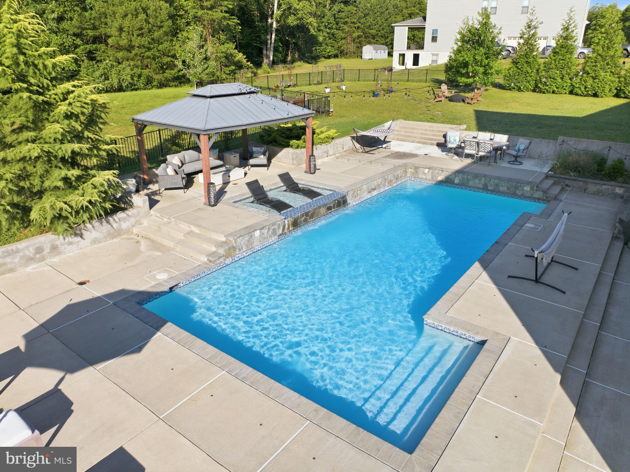 ESTATES AT ROCKY PEN - Residential