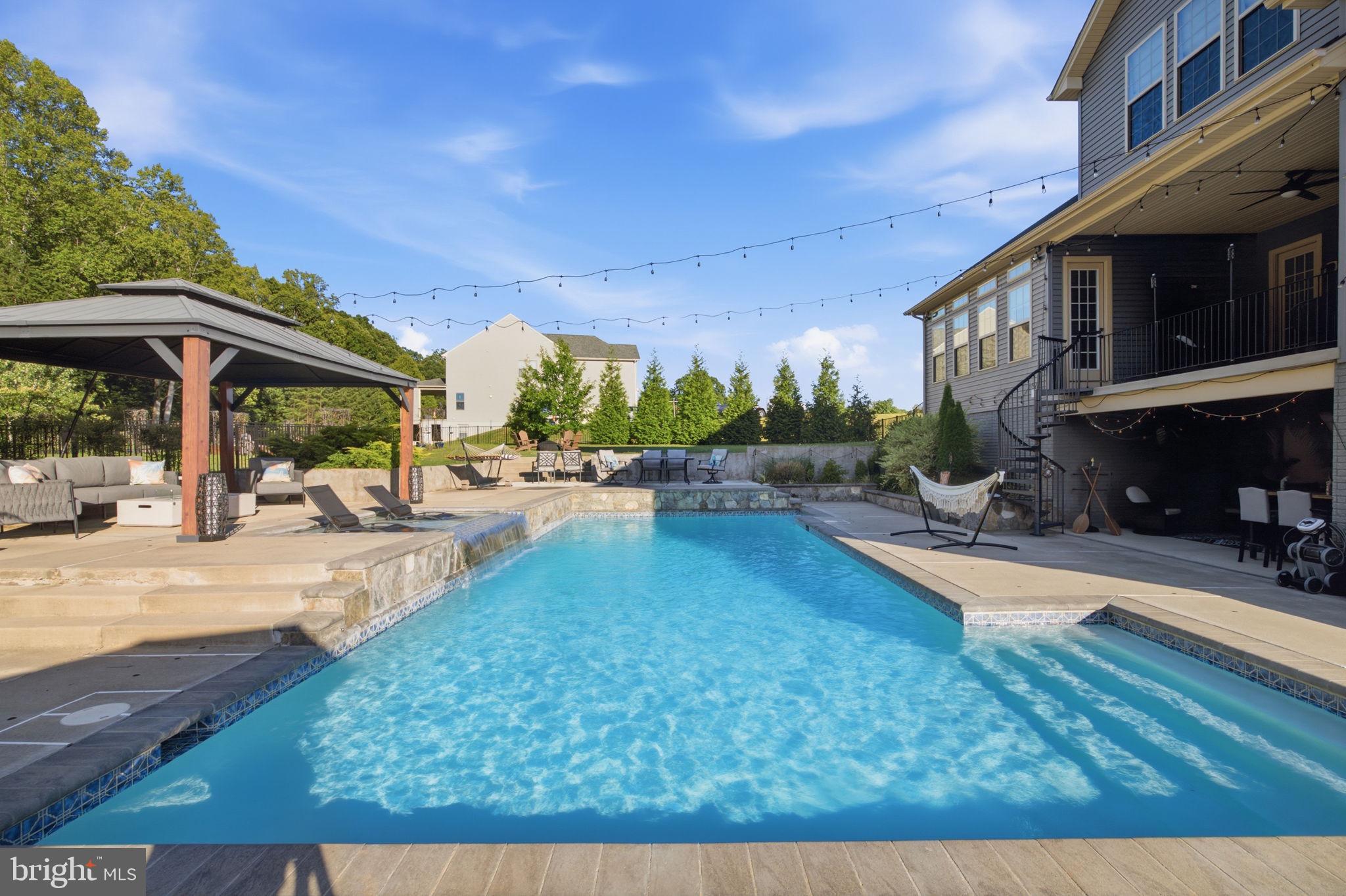 ESTATES AT ROCKY PEN - Residential
