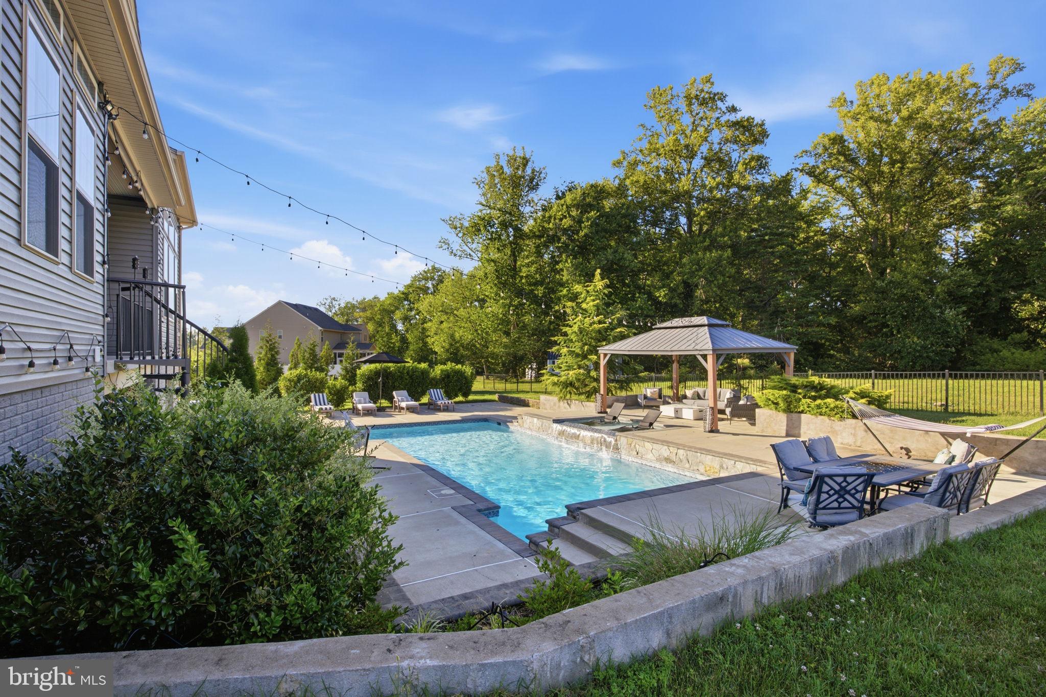 ESTATES AT ROCKY PEN - Residential