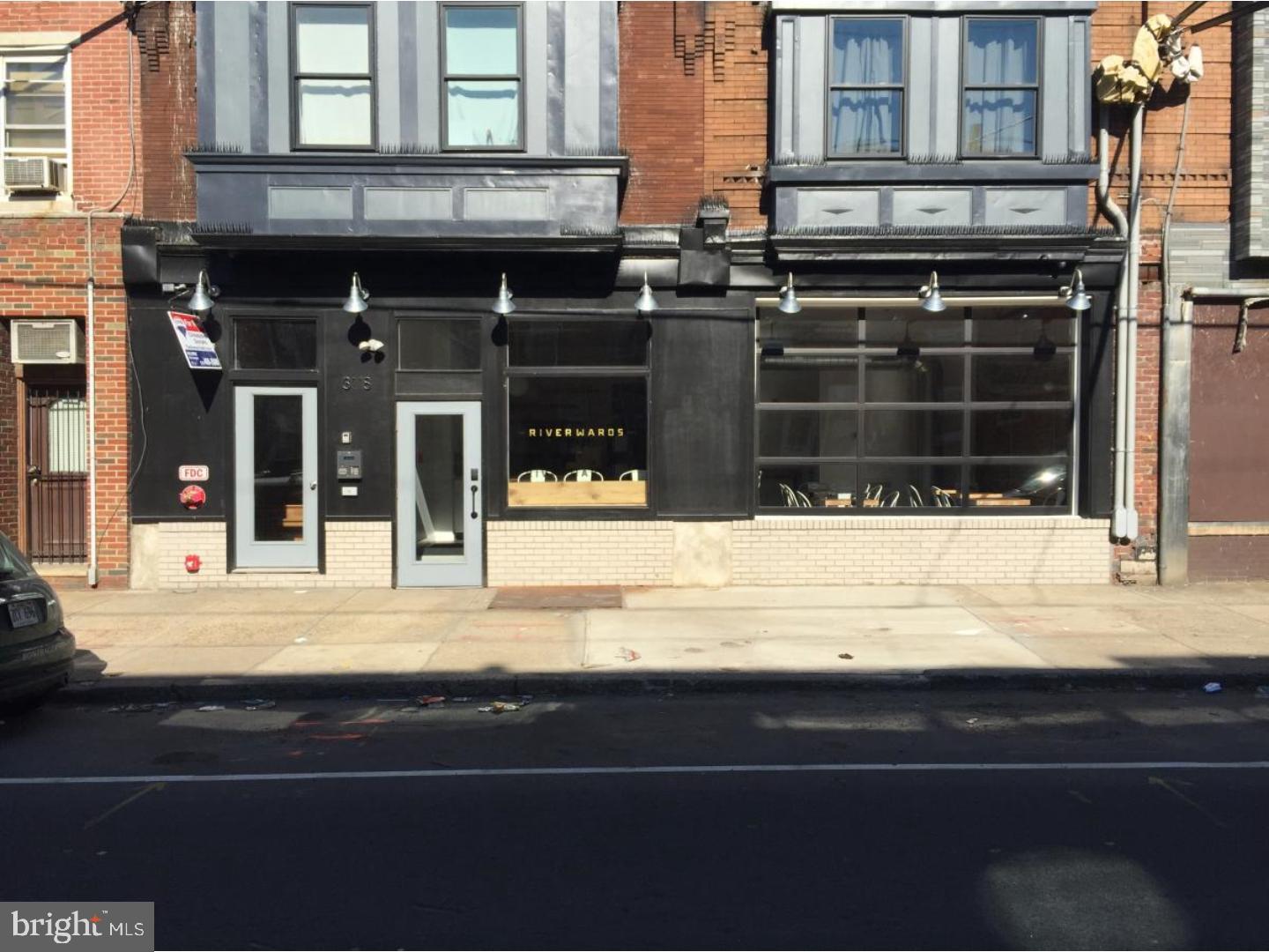 PORT RICHMOND - Residential Lease