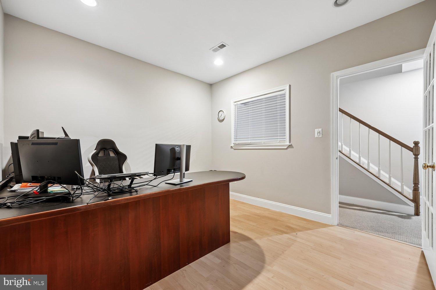 HOYLES MILL VILLAGE - Residential