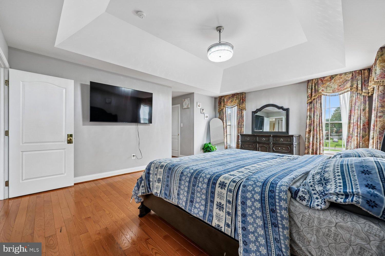 HOYLES MILL VILLAGE - Residential