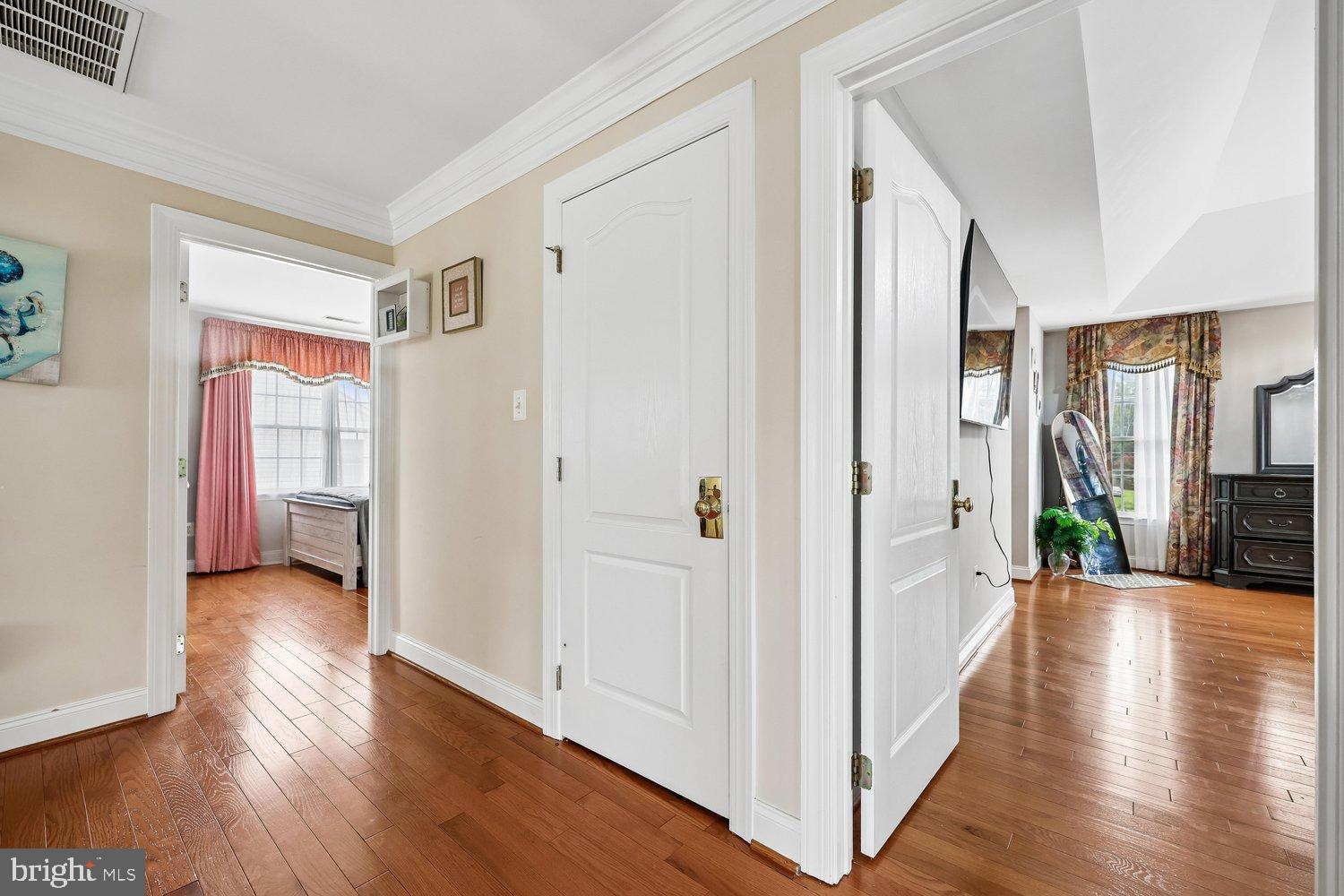 HOYLES MILL VILLAGE - Residential