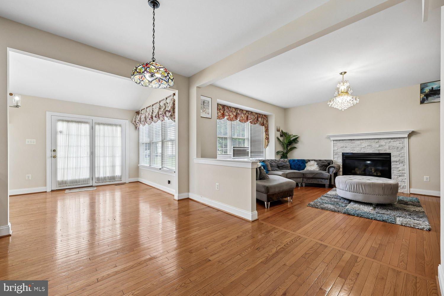 HOYLES MILL VILLAGE - Residential