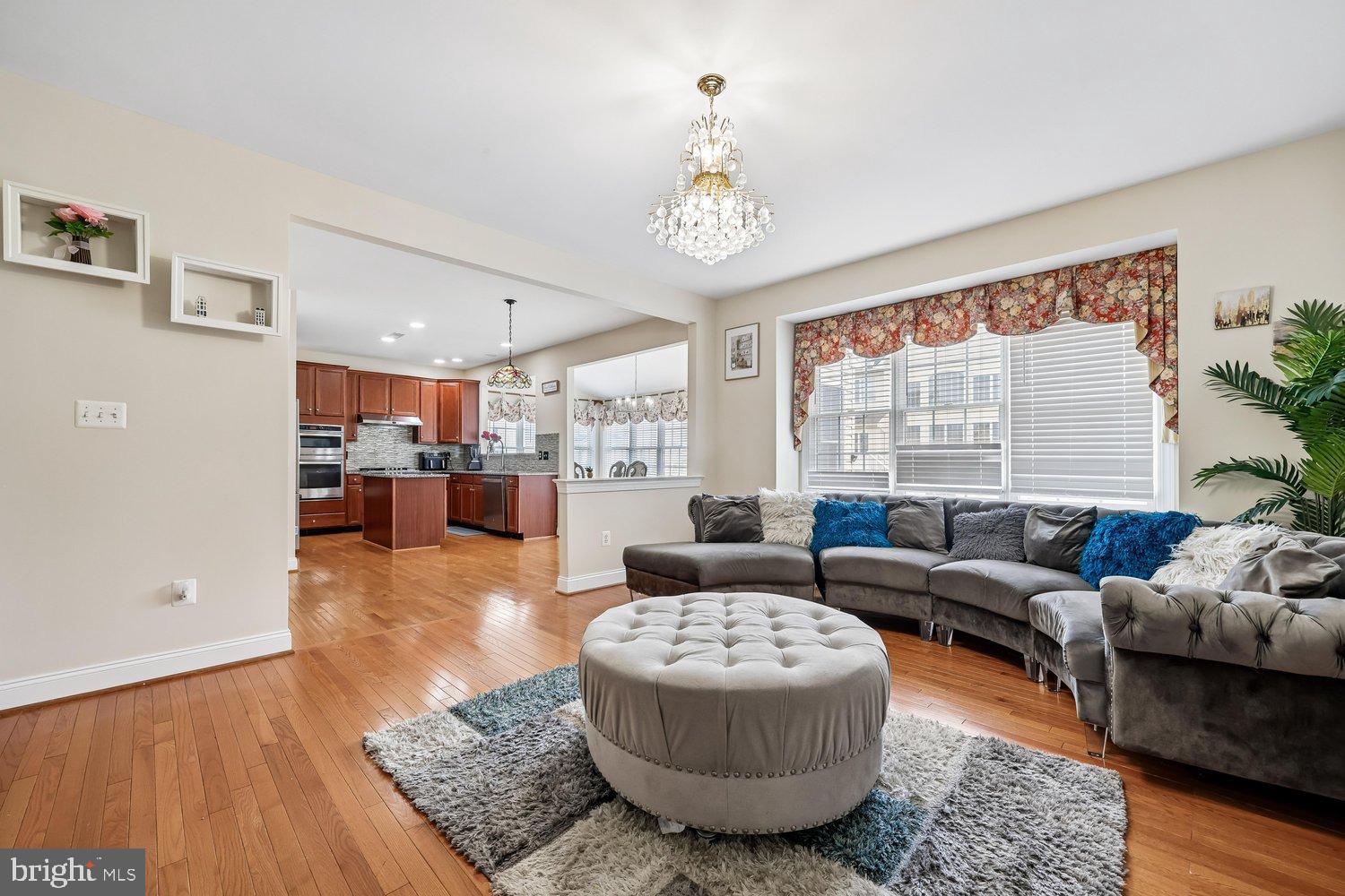 HOYLES MILL VILLAGE - Residential